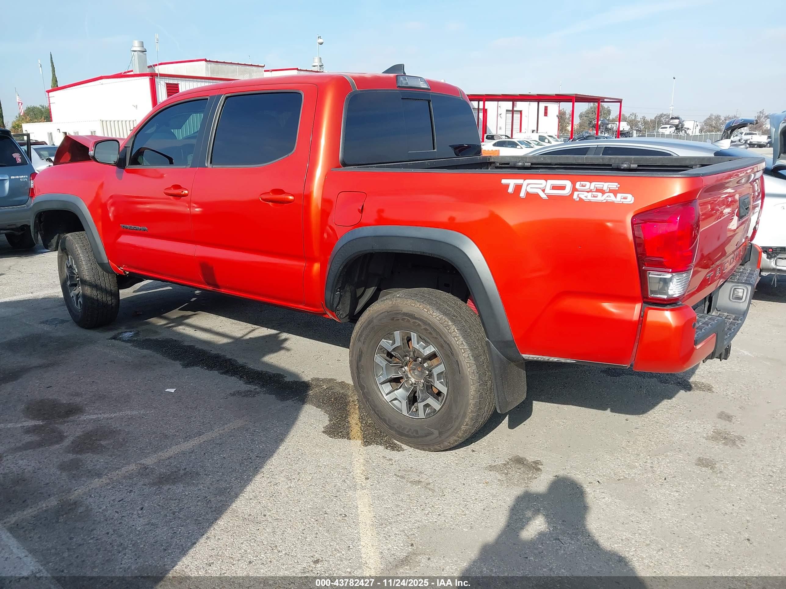 TOYOTA TACOMA image 3