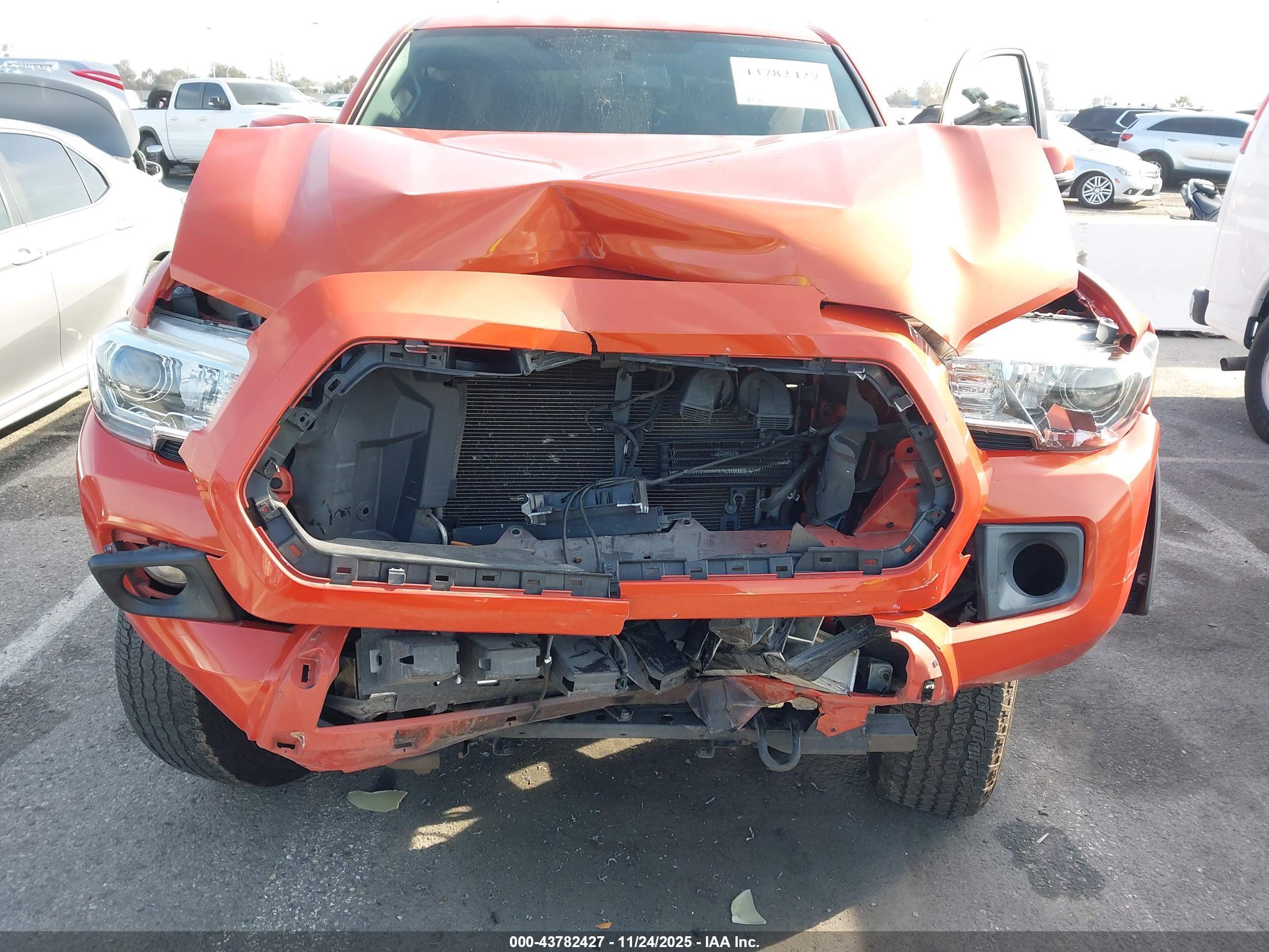 TOYOTA TACOMA image 6