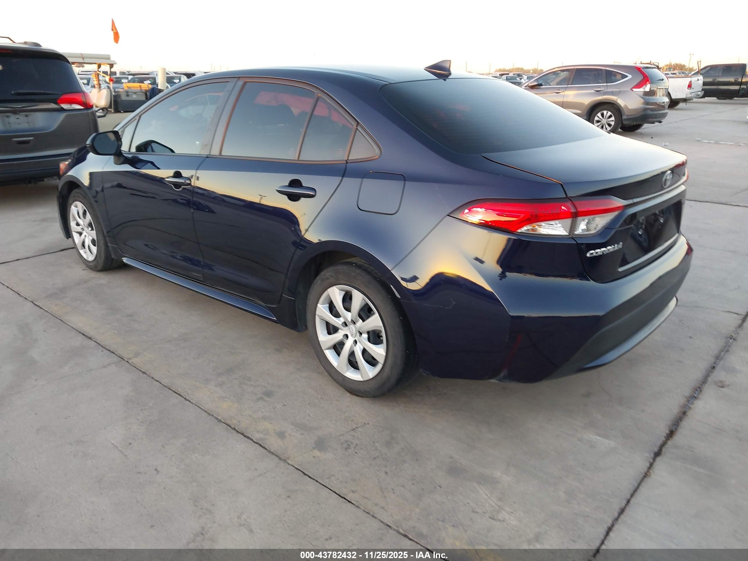 TOYOTA COROLLA image 3