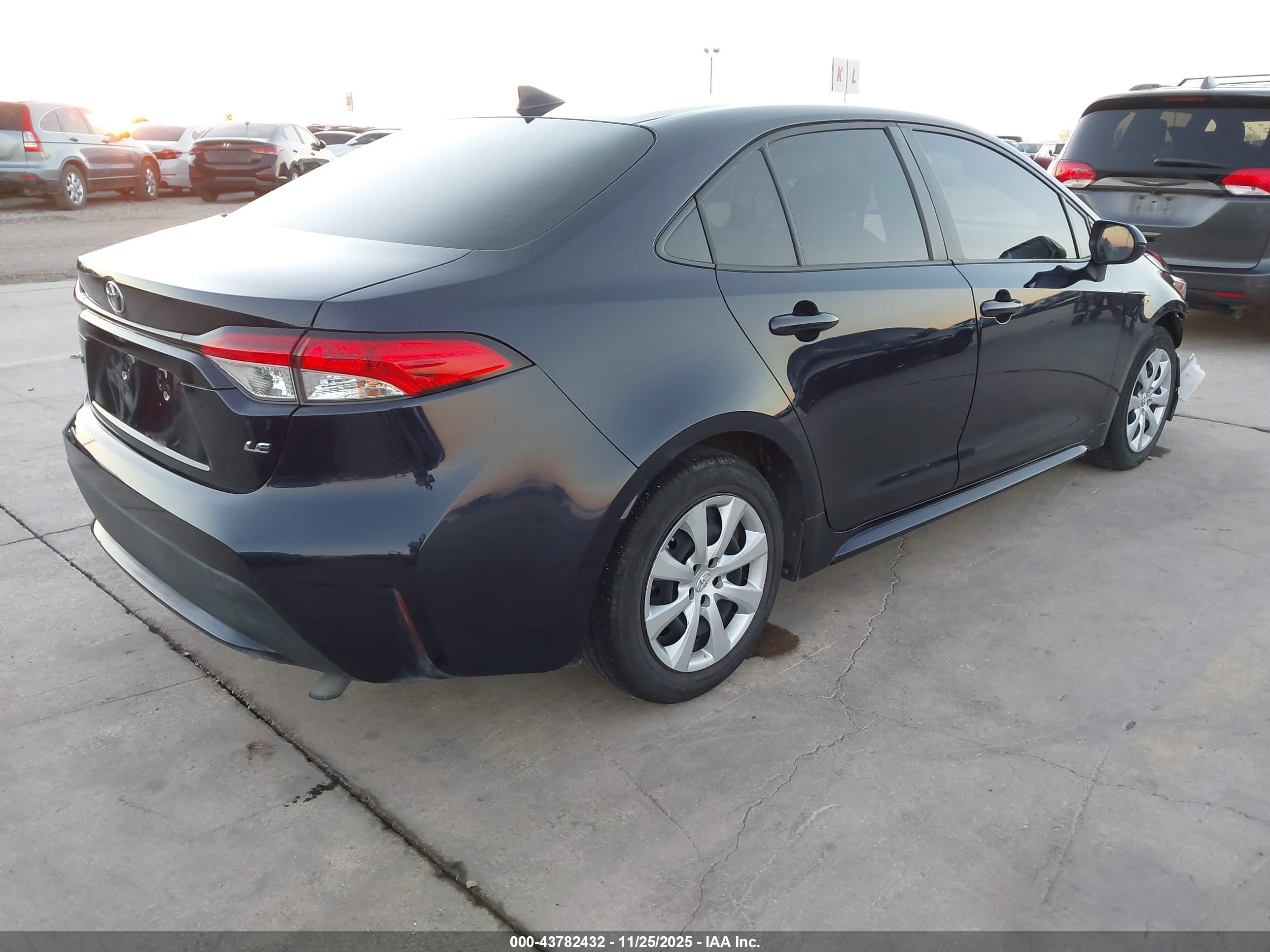 TOYOTA COROLLA image 4
