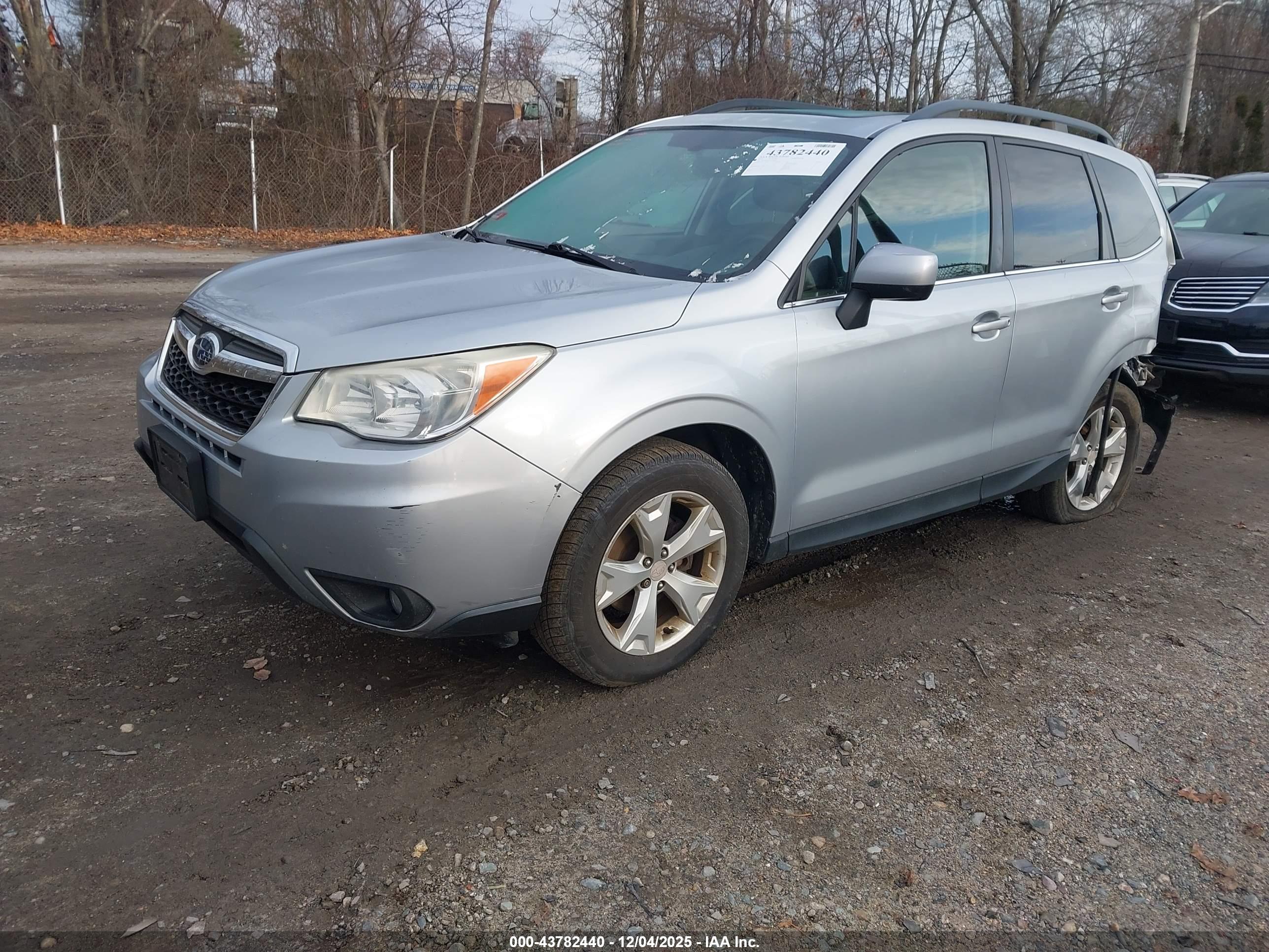 SUBARU FORESTER image 2