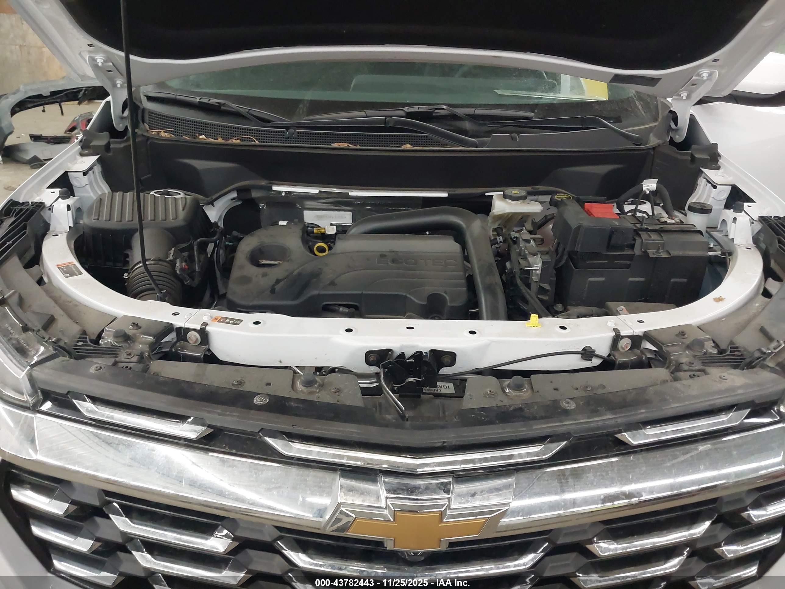 CHEVROLET EQUINOX image 10