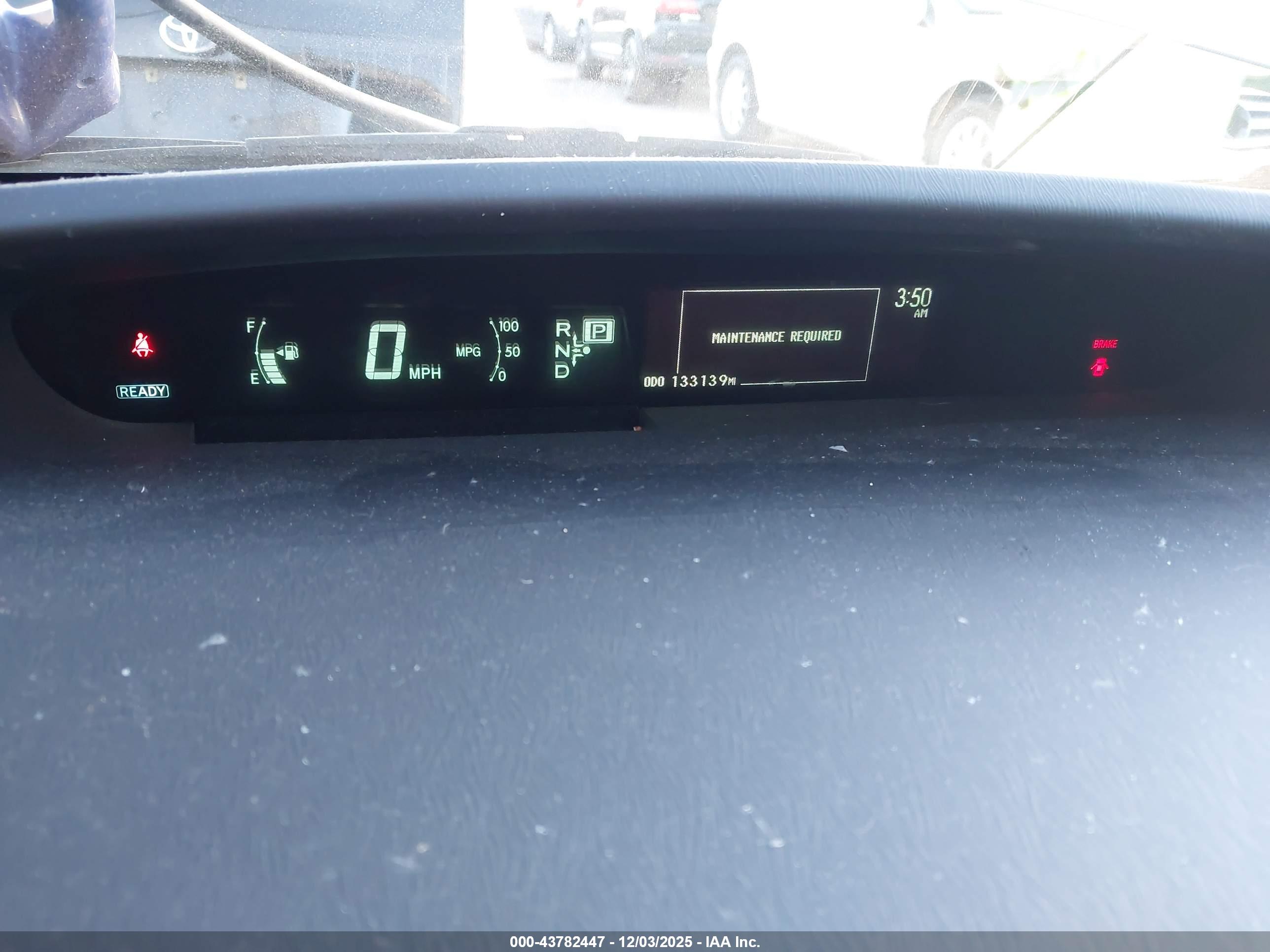 TOYOTA PRIUS image 7