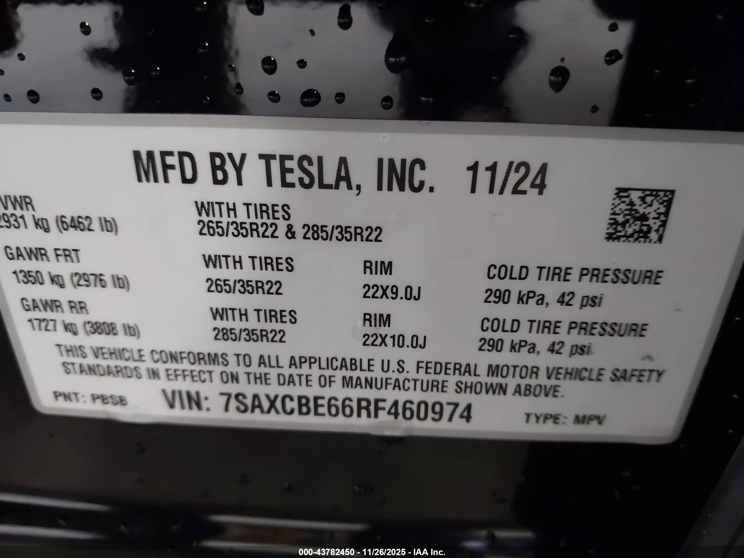TESLA MODEL image 9