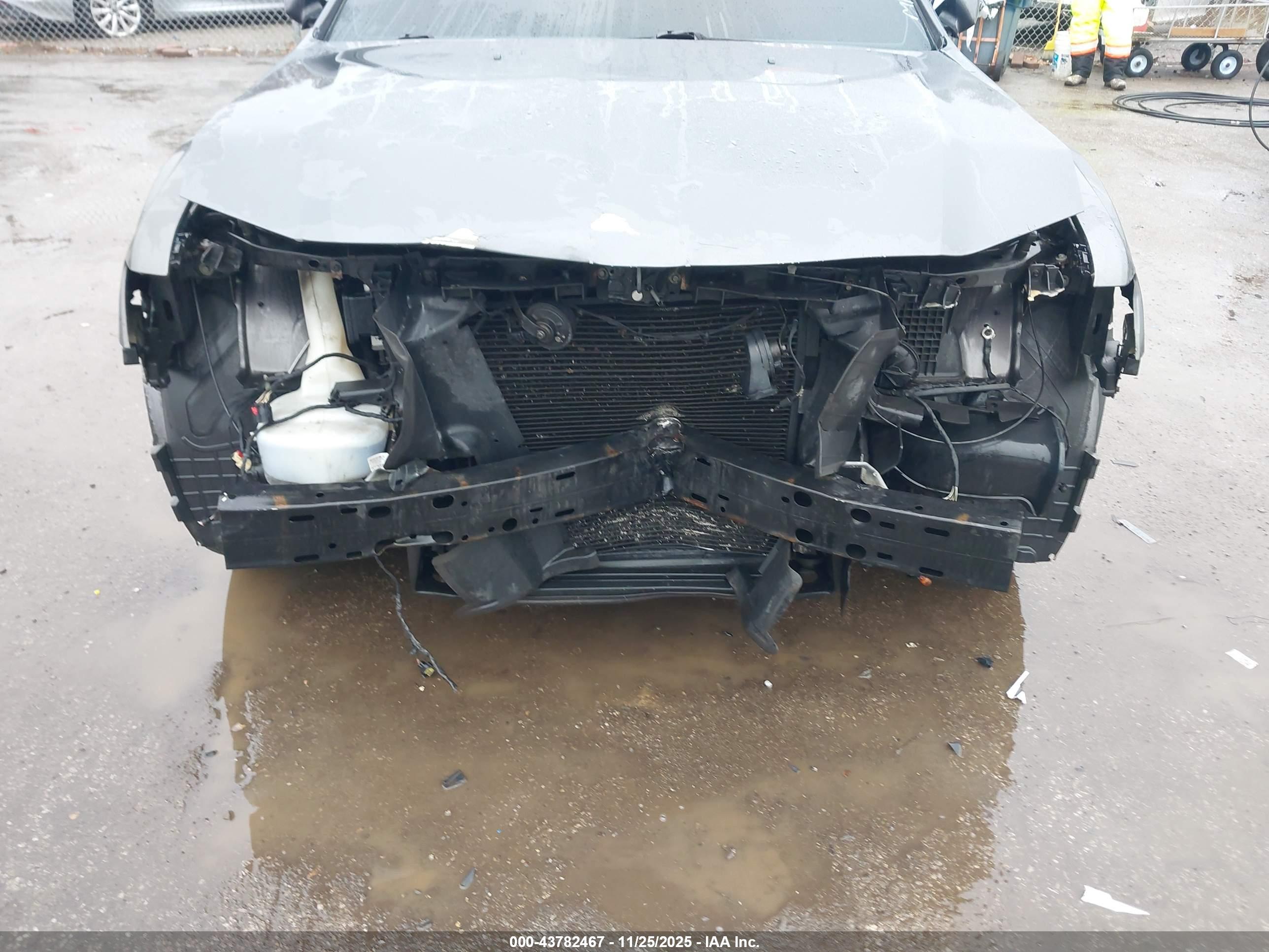 CHRYSLER 300 image 6