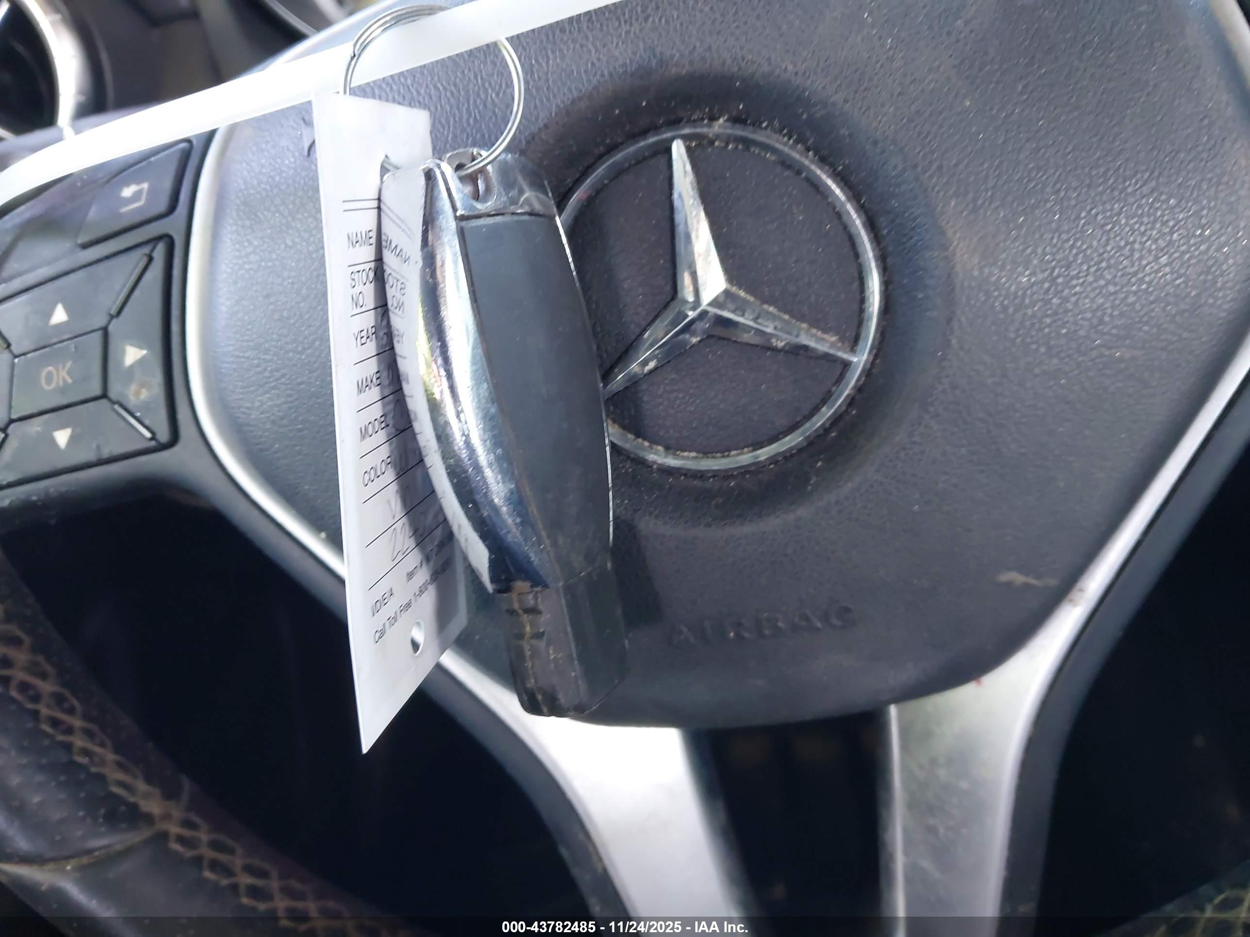 MERCEDES-BENZ CLA image 11