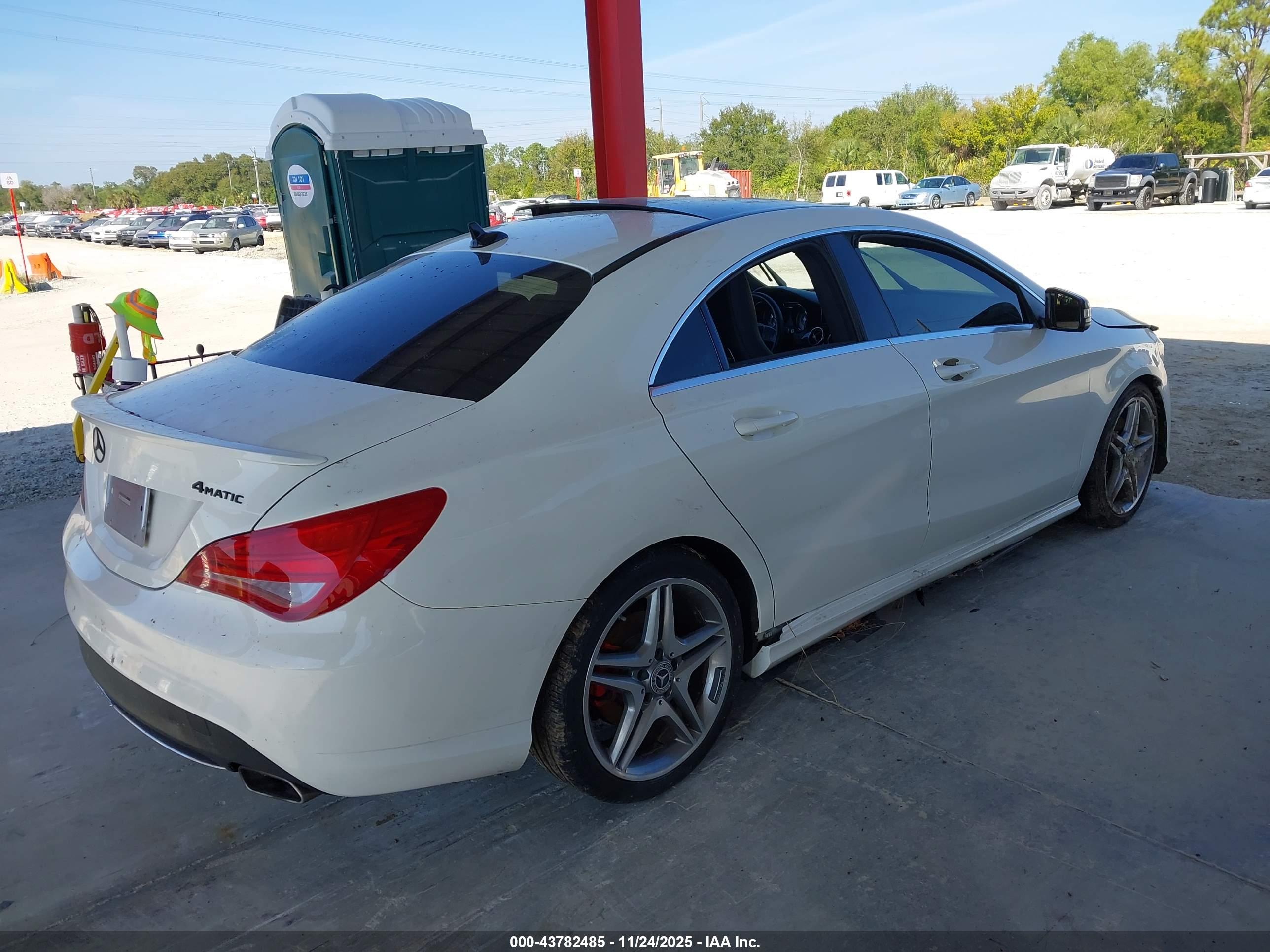 MERCEDES-BENZ CLA image 4