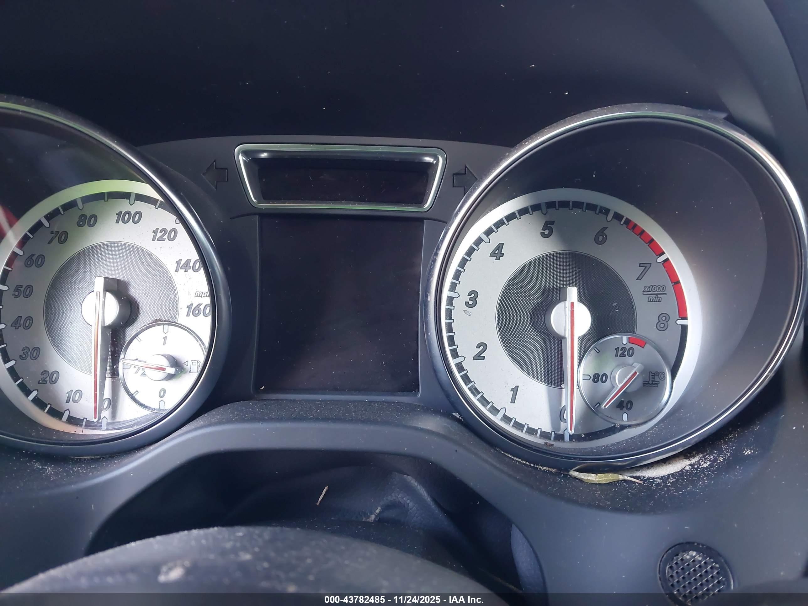 MERCEDES-BENZ CLA image 7