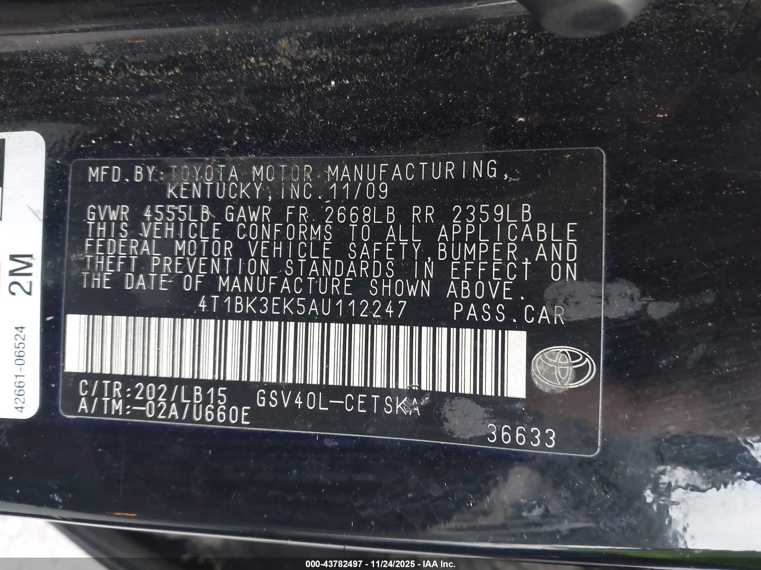 TOYOTA CAMRY image 9