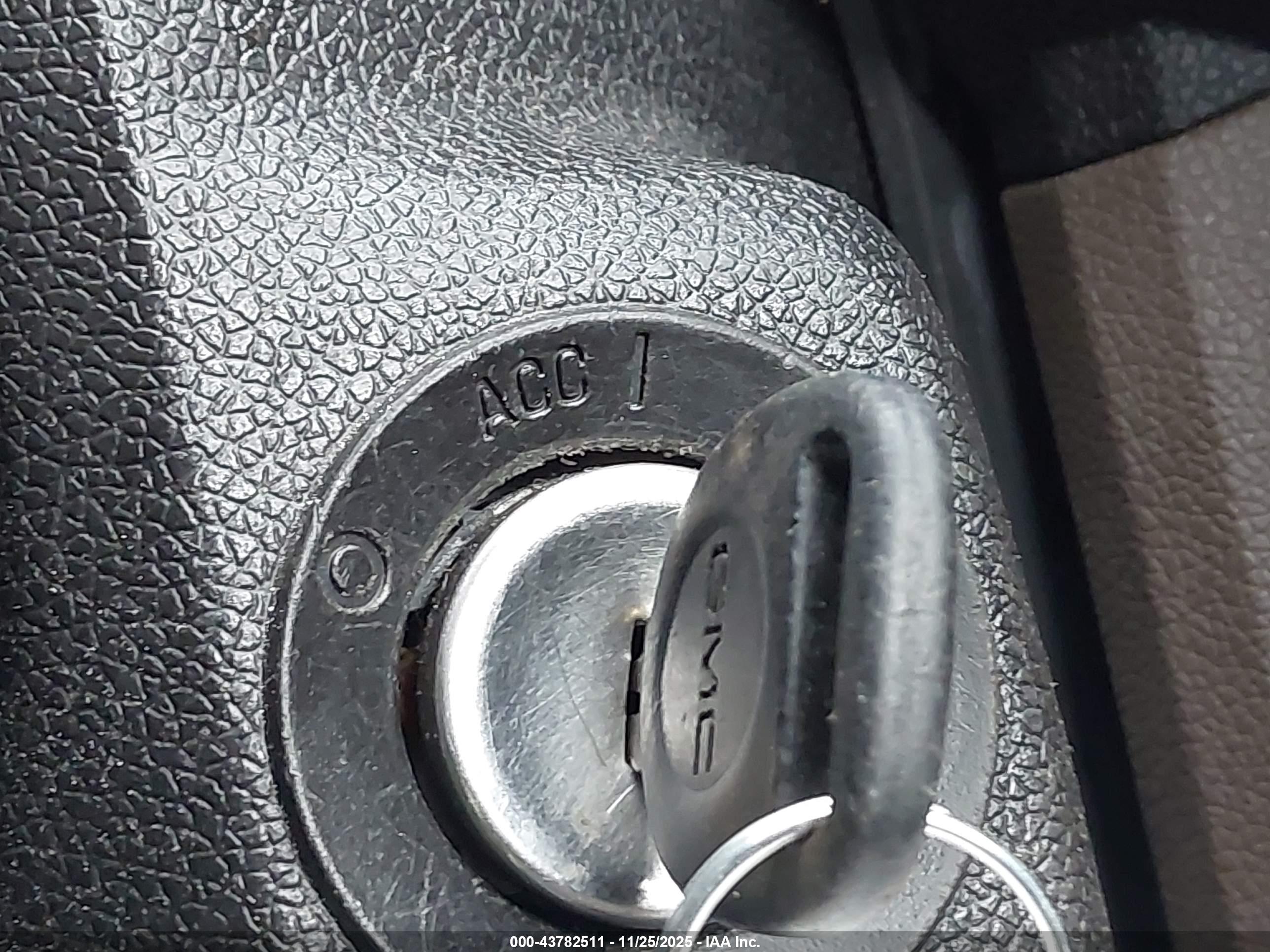 GMC ACADIA image 11
