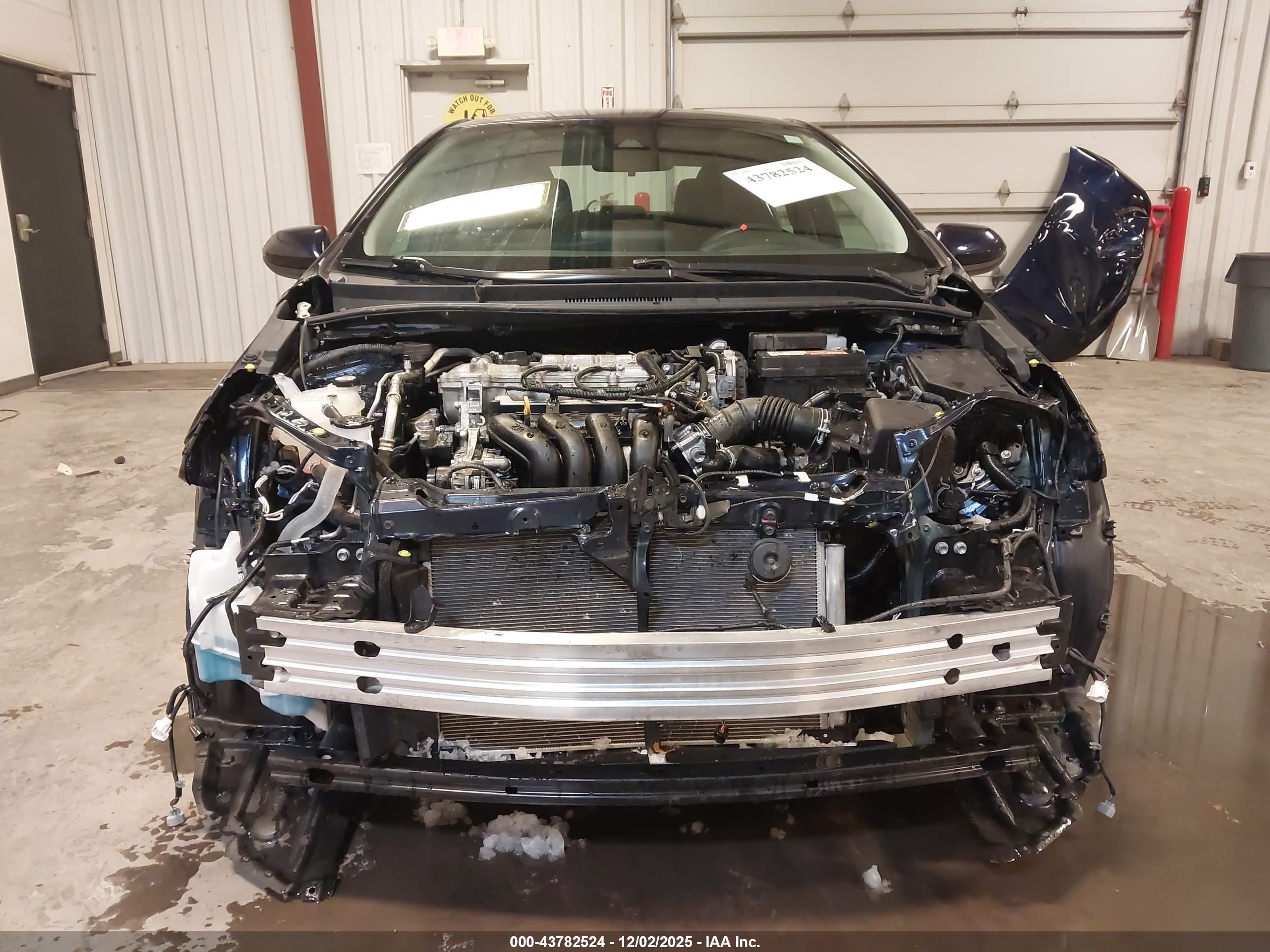 TOYOTA COROLLA image 6
