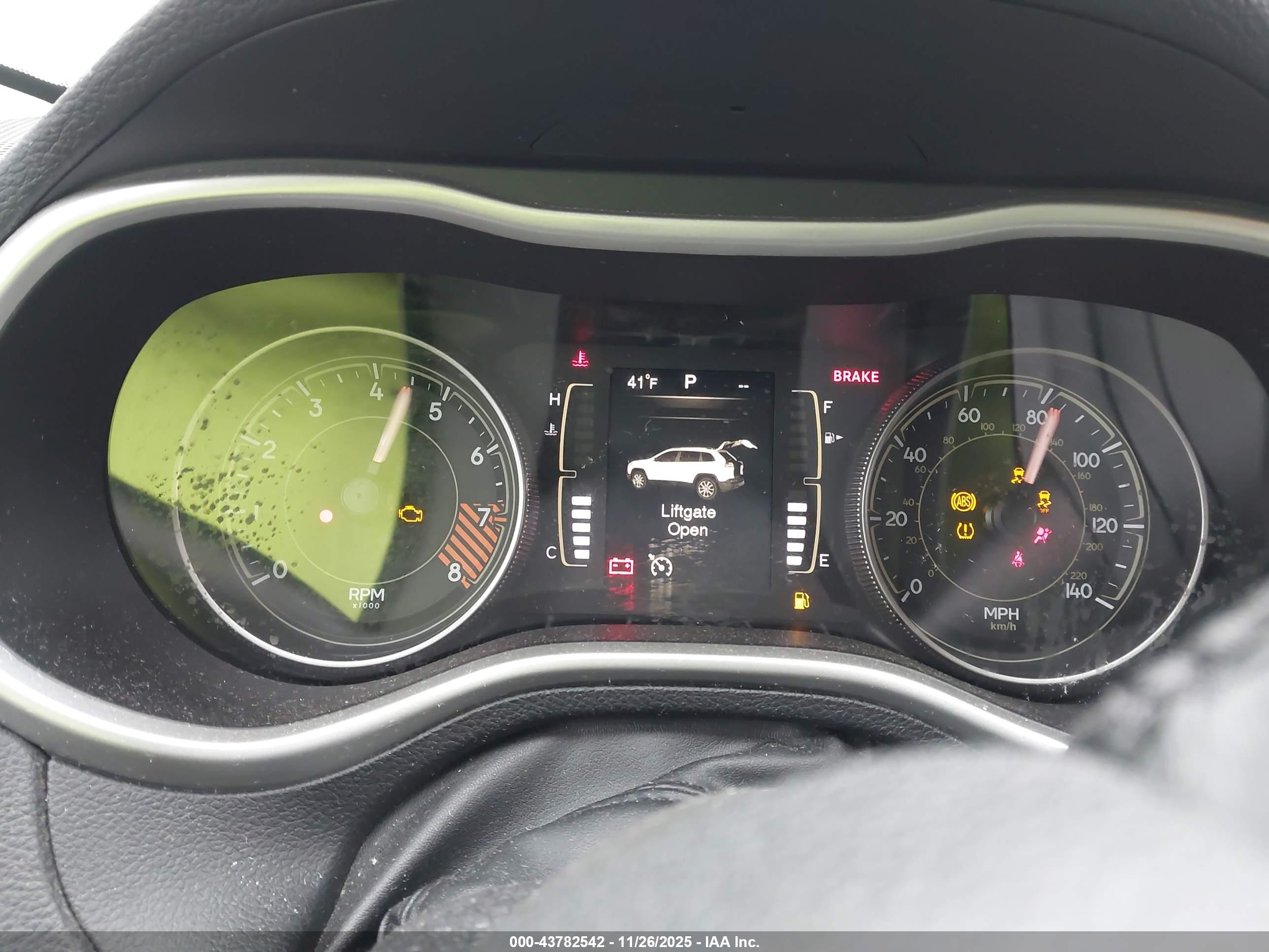 JEEP CHEROKEE image 7