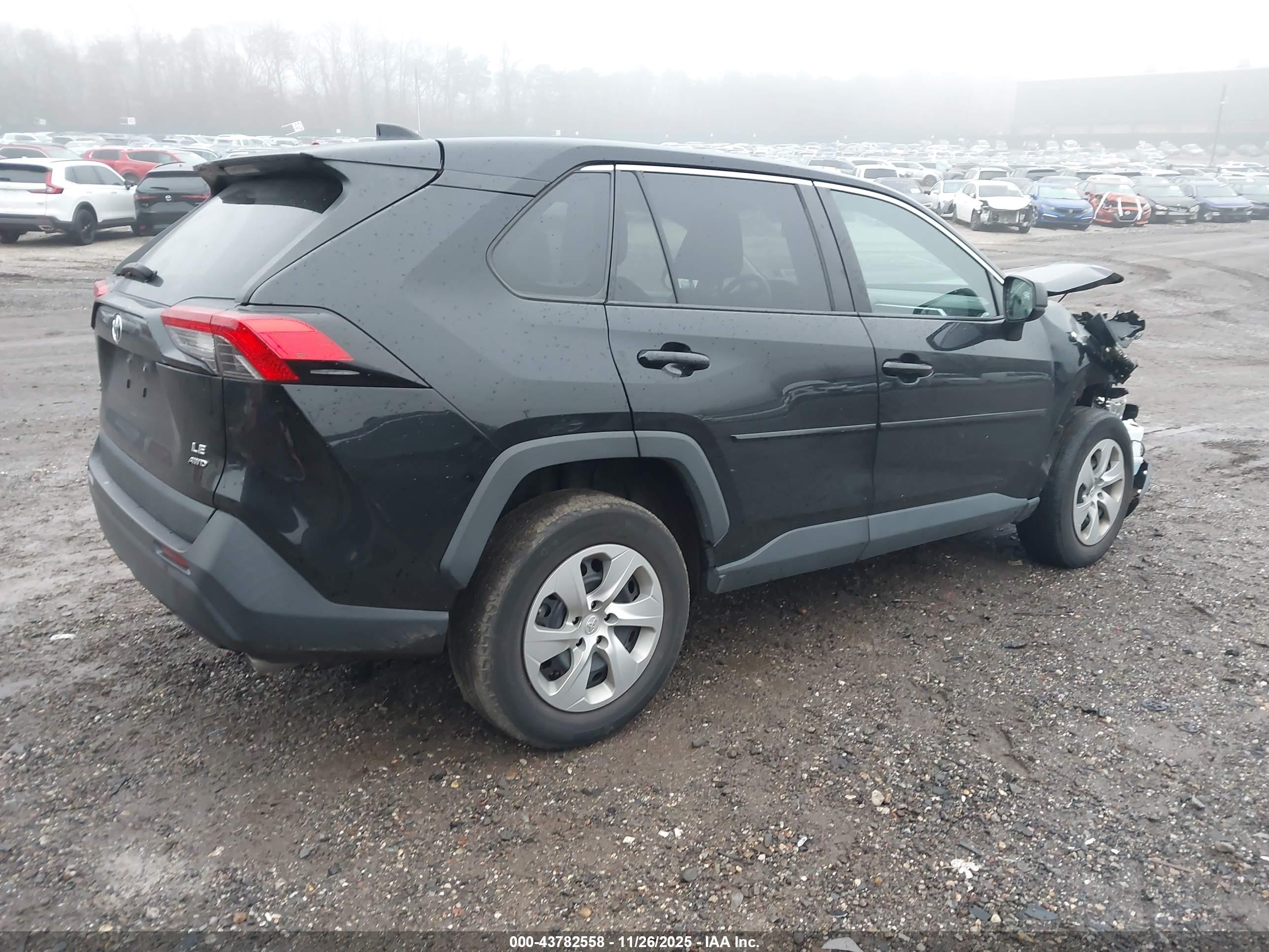 TOYOTA RAV4 image 4