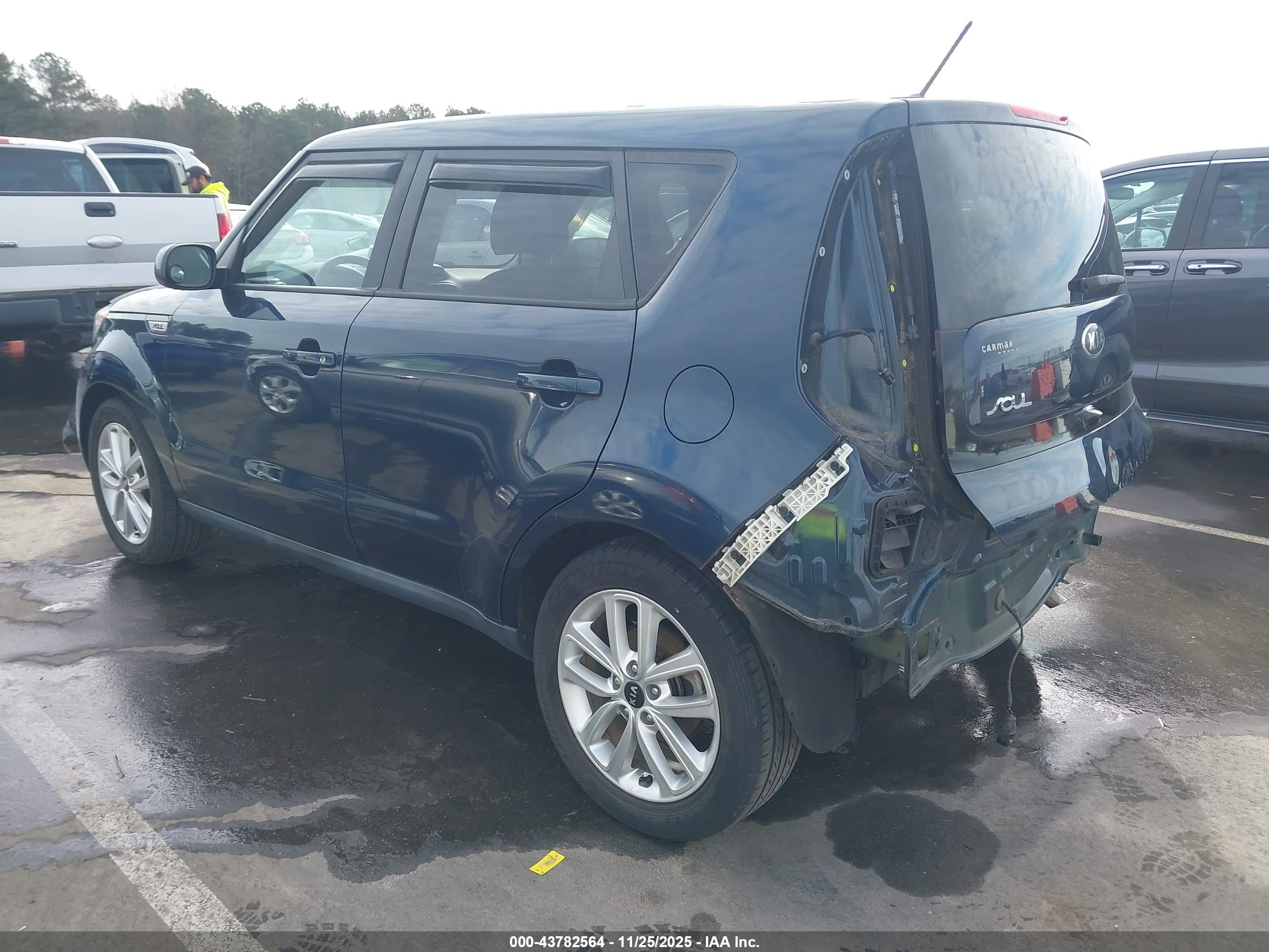 KIA SOUL image 3