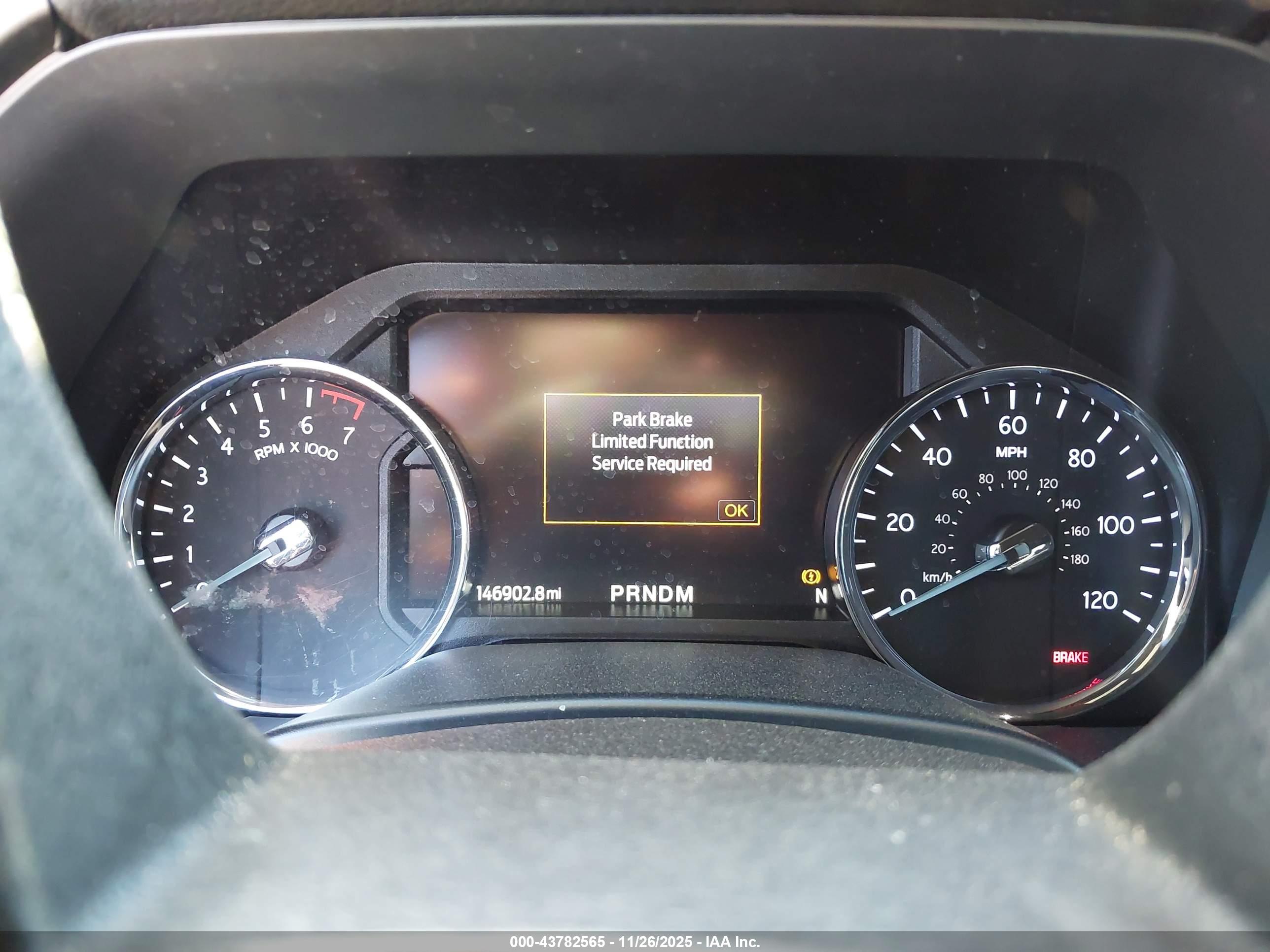 FORD EXPEDITION image 7