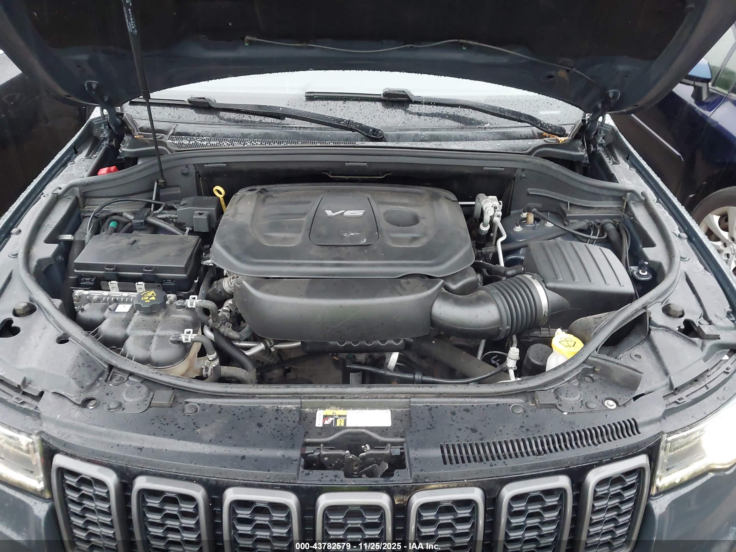 JEEP GRAND image 10