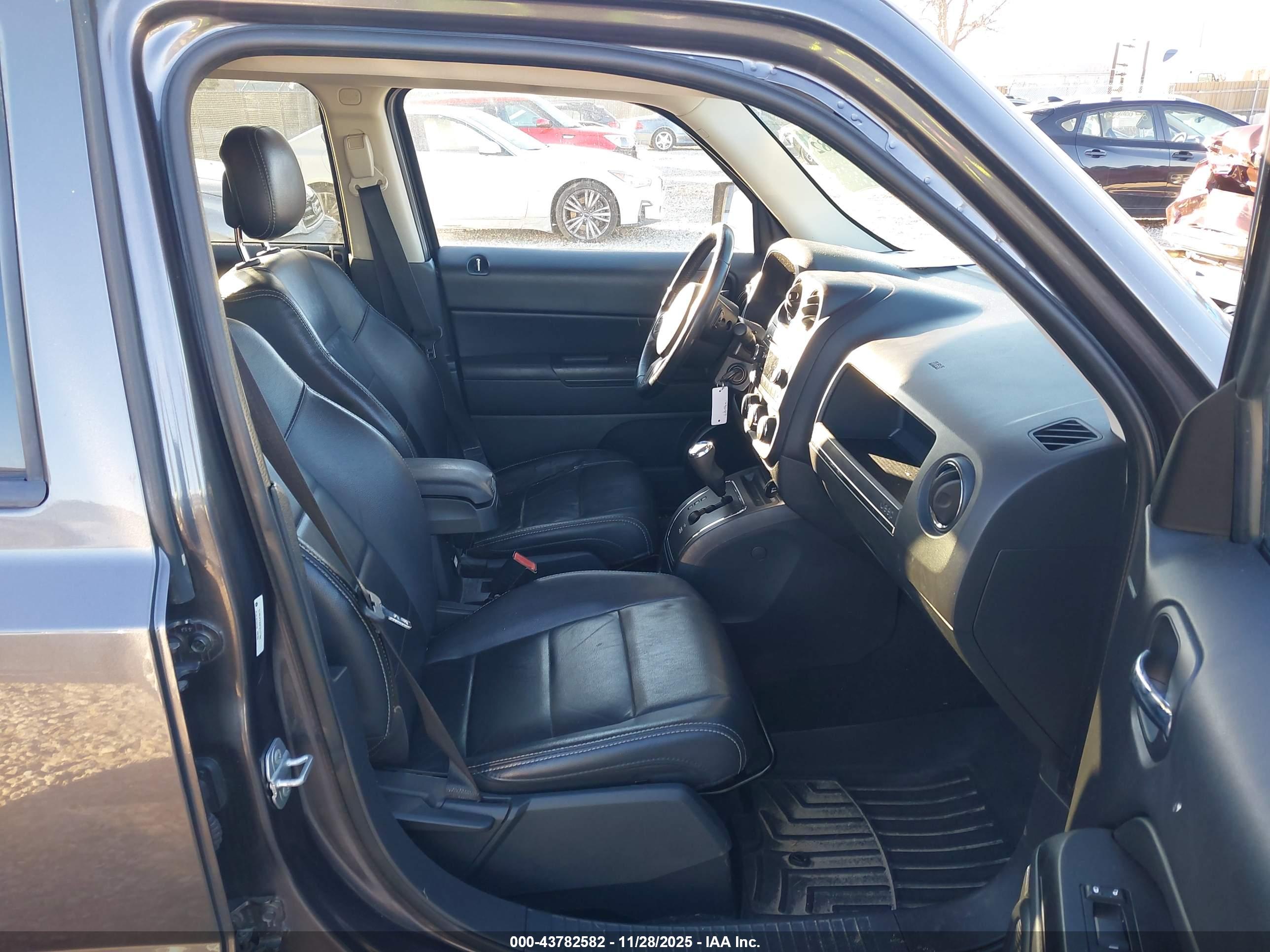 JEEP PATRIOT image 5