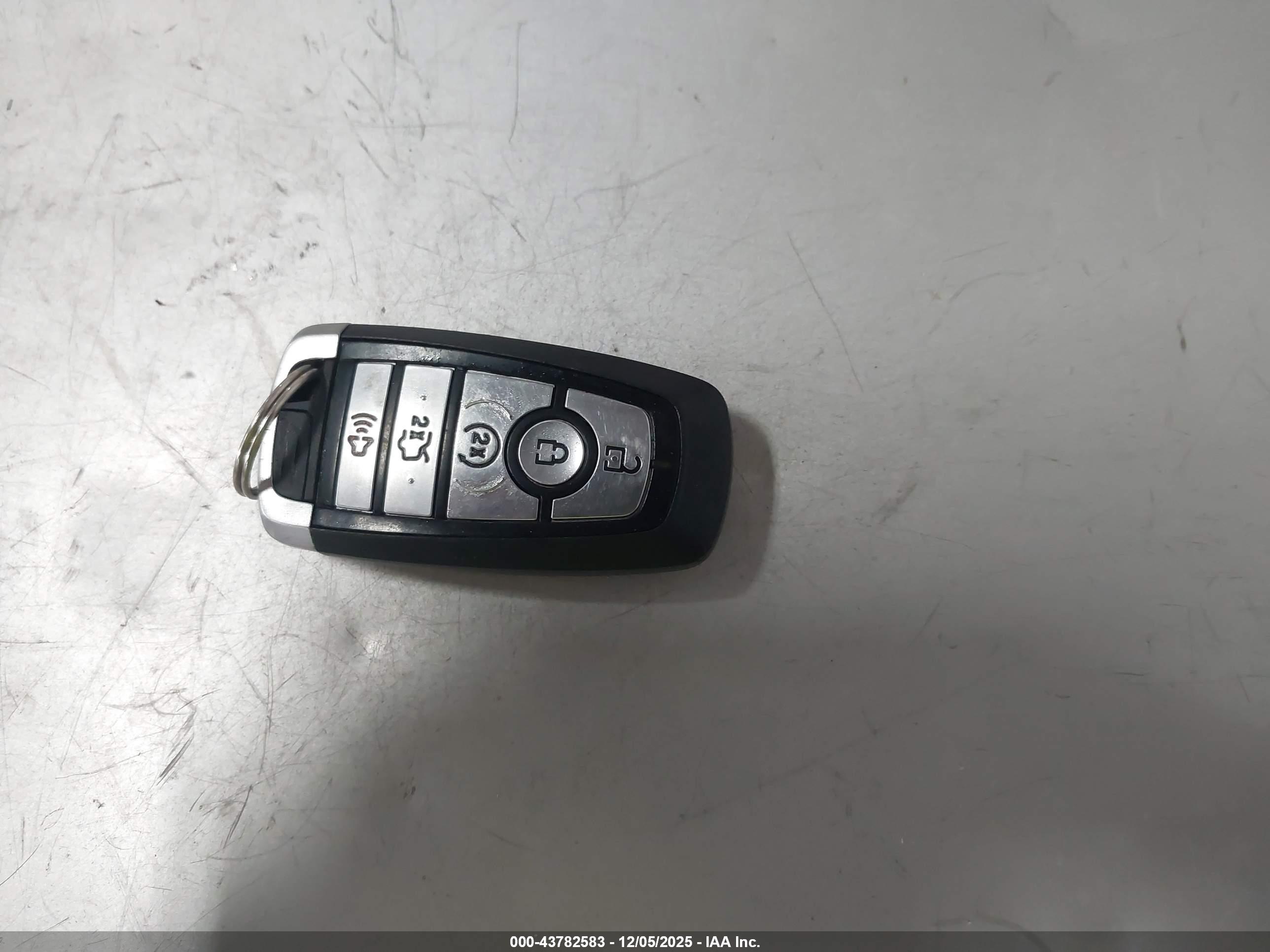FORD EDGE image 11