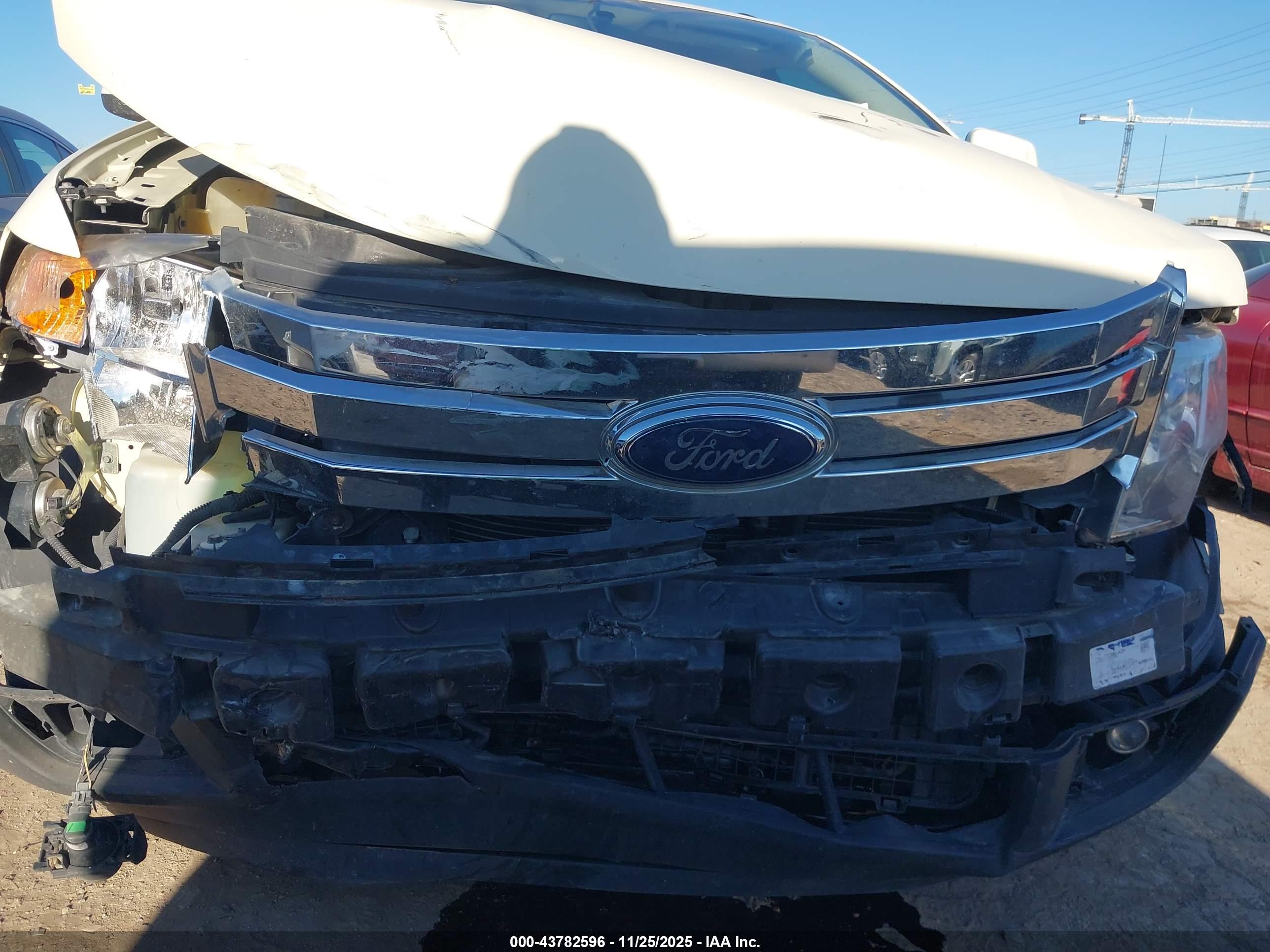 FORD EDGE image 6