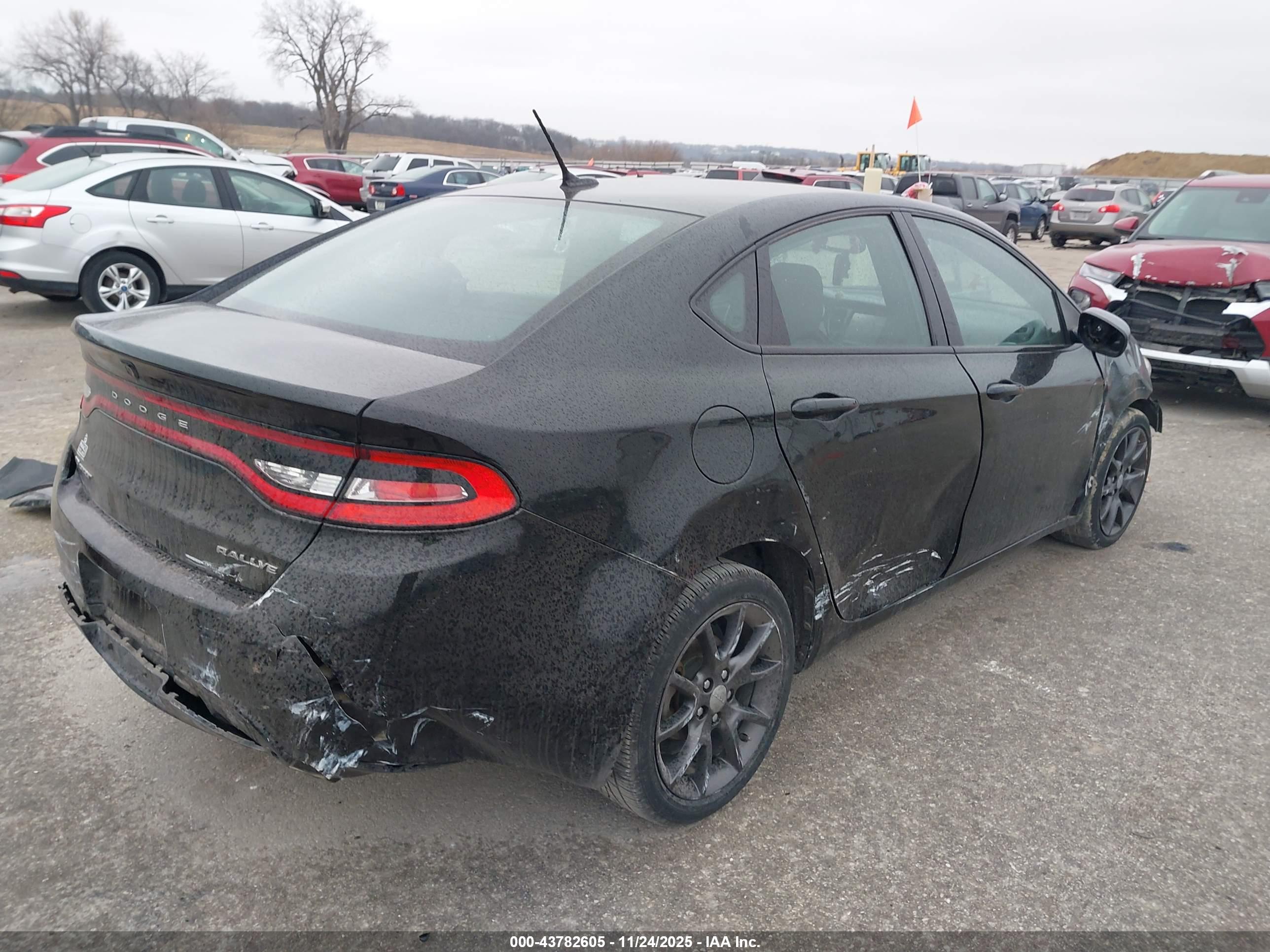 DODGE DART image 4