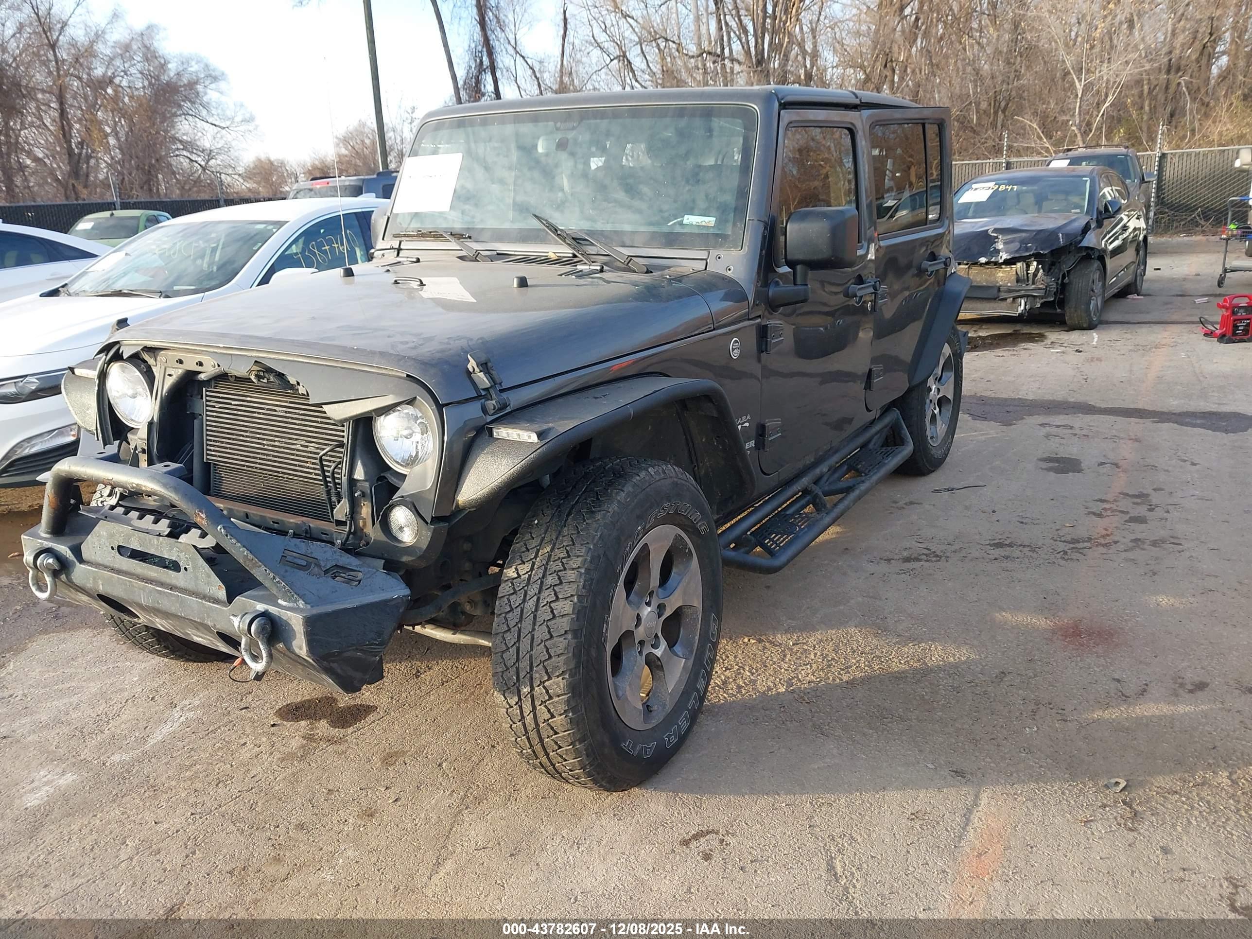 JEEP WRANGLER image 2
