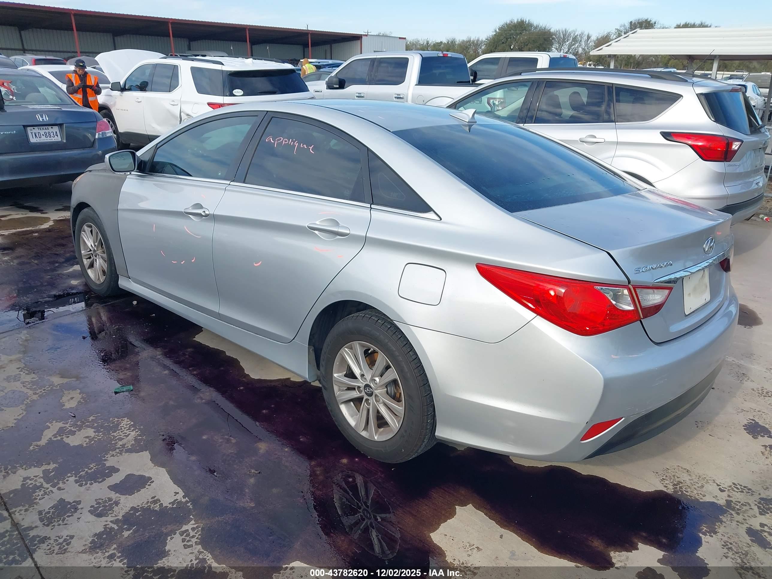 HYUNDAI SONATA image 3