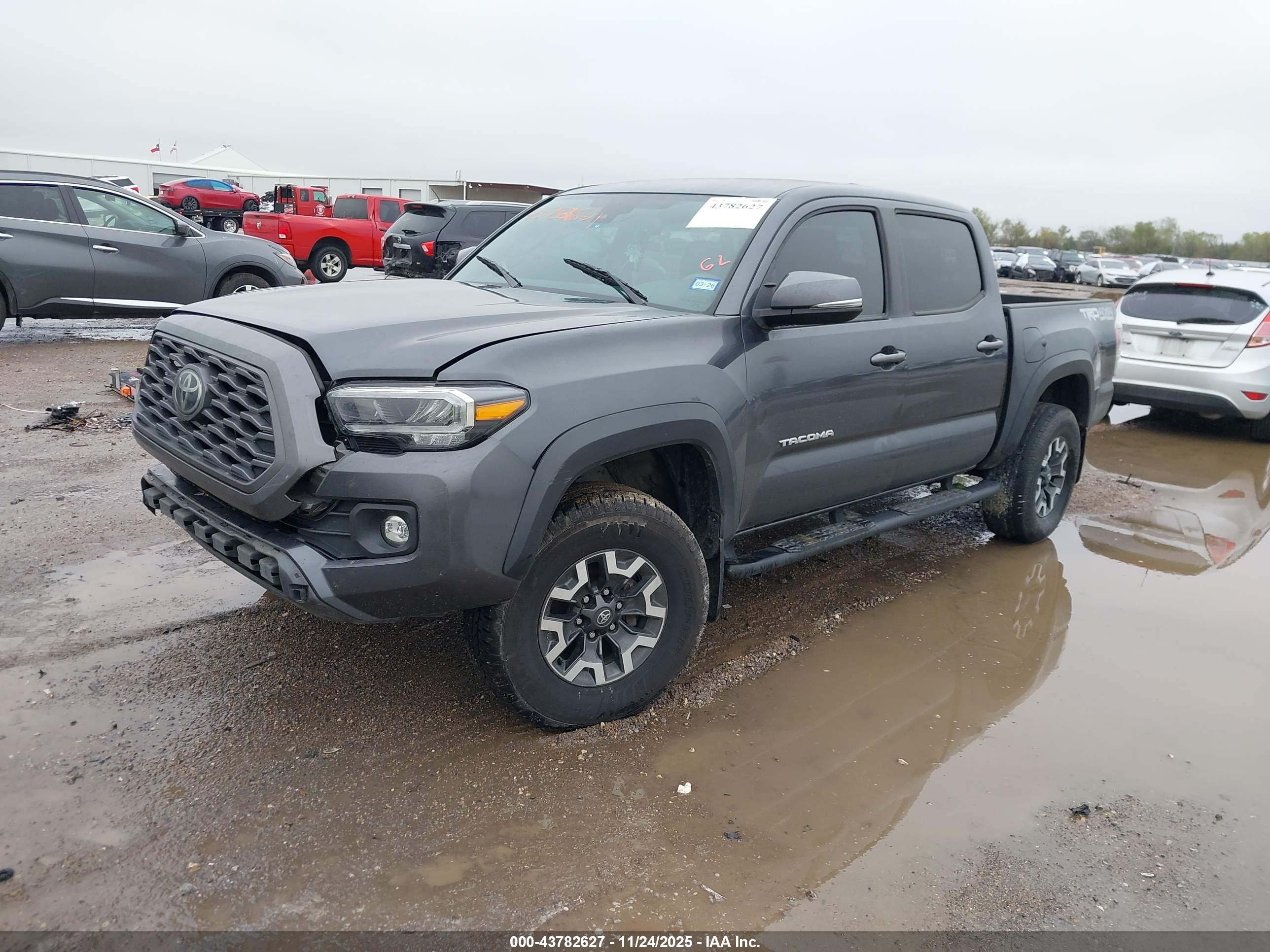 TOYOTA TACOMA image 2
