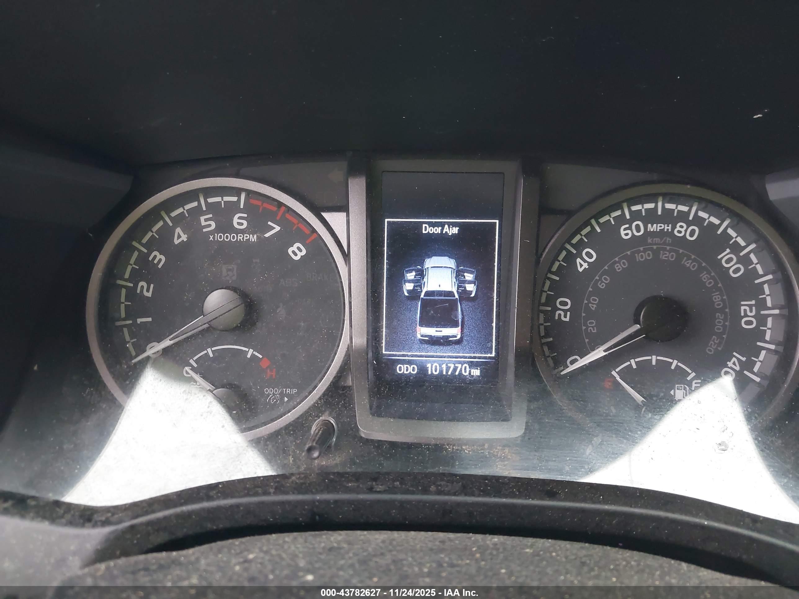 TOYOTA TACOMA image 7