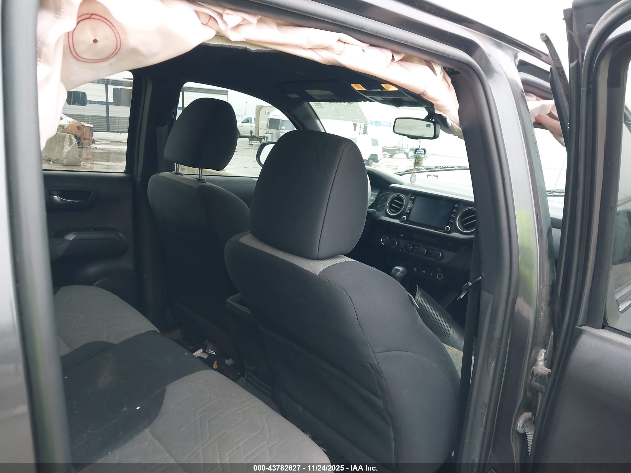 TOYOTA TACOMA image 8