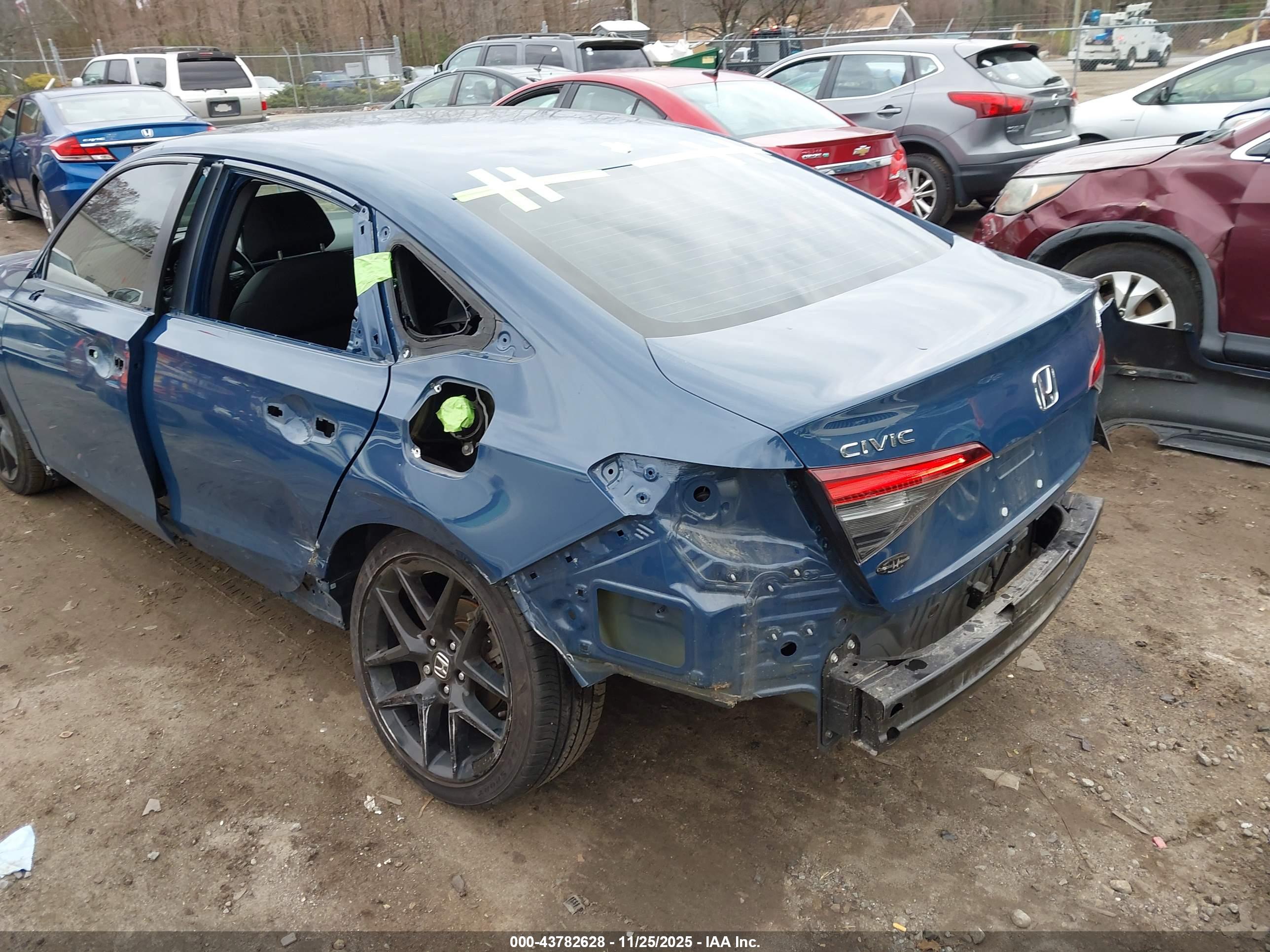 HONDA CIVIC image 3