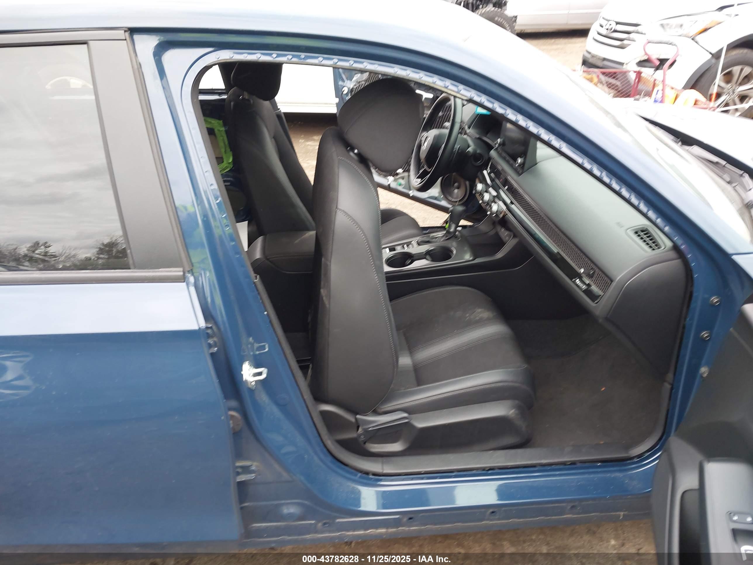 HONDA CIVIC image 5
