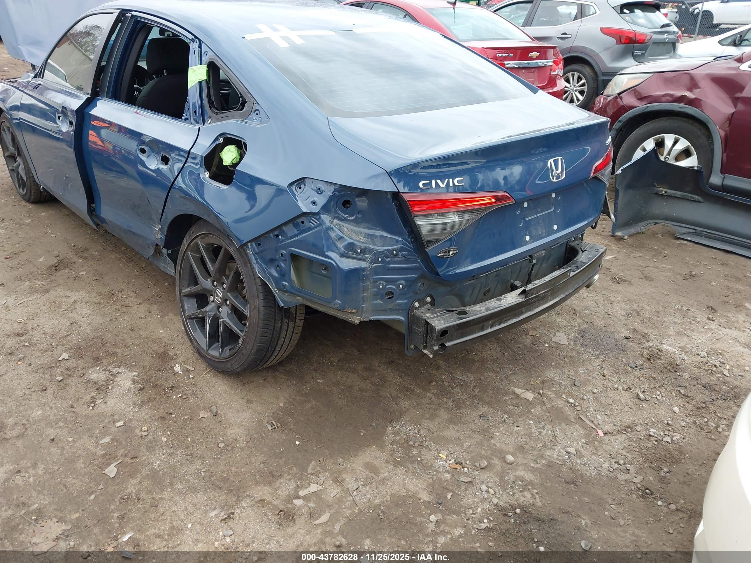 HONDA CIVIC image 6