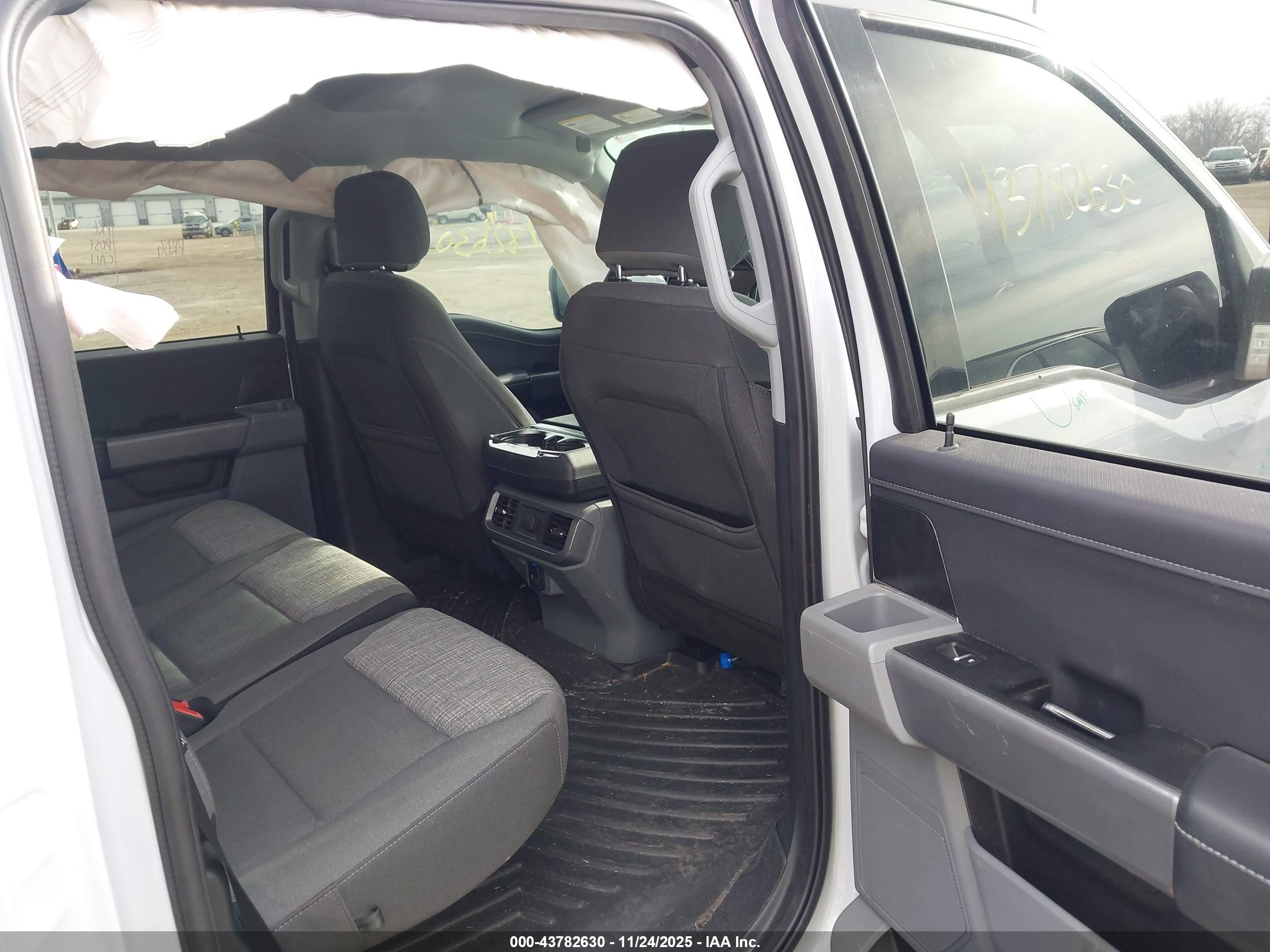 FORD F-150 image 8