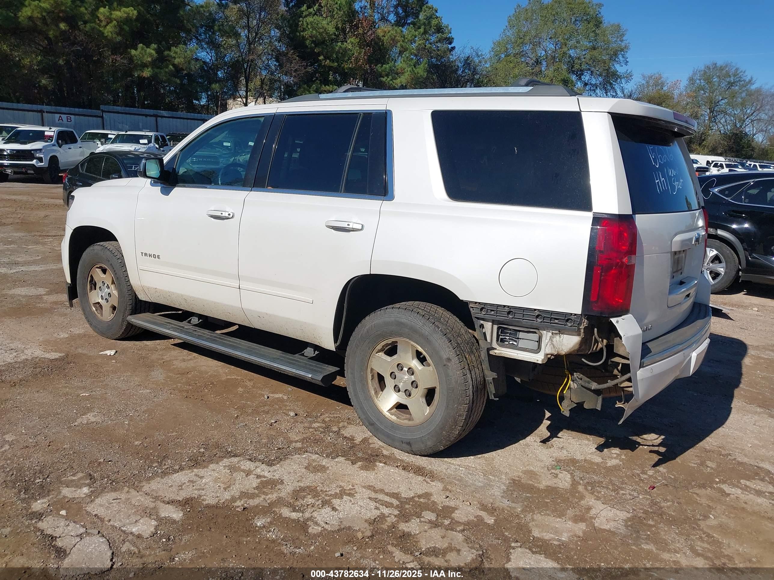 CHEVROLET TAHOE image 3