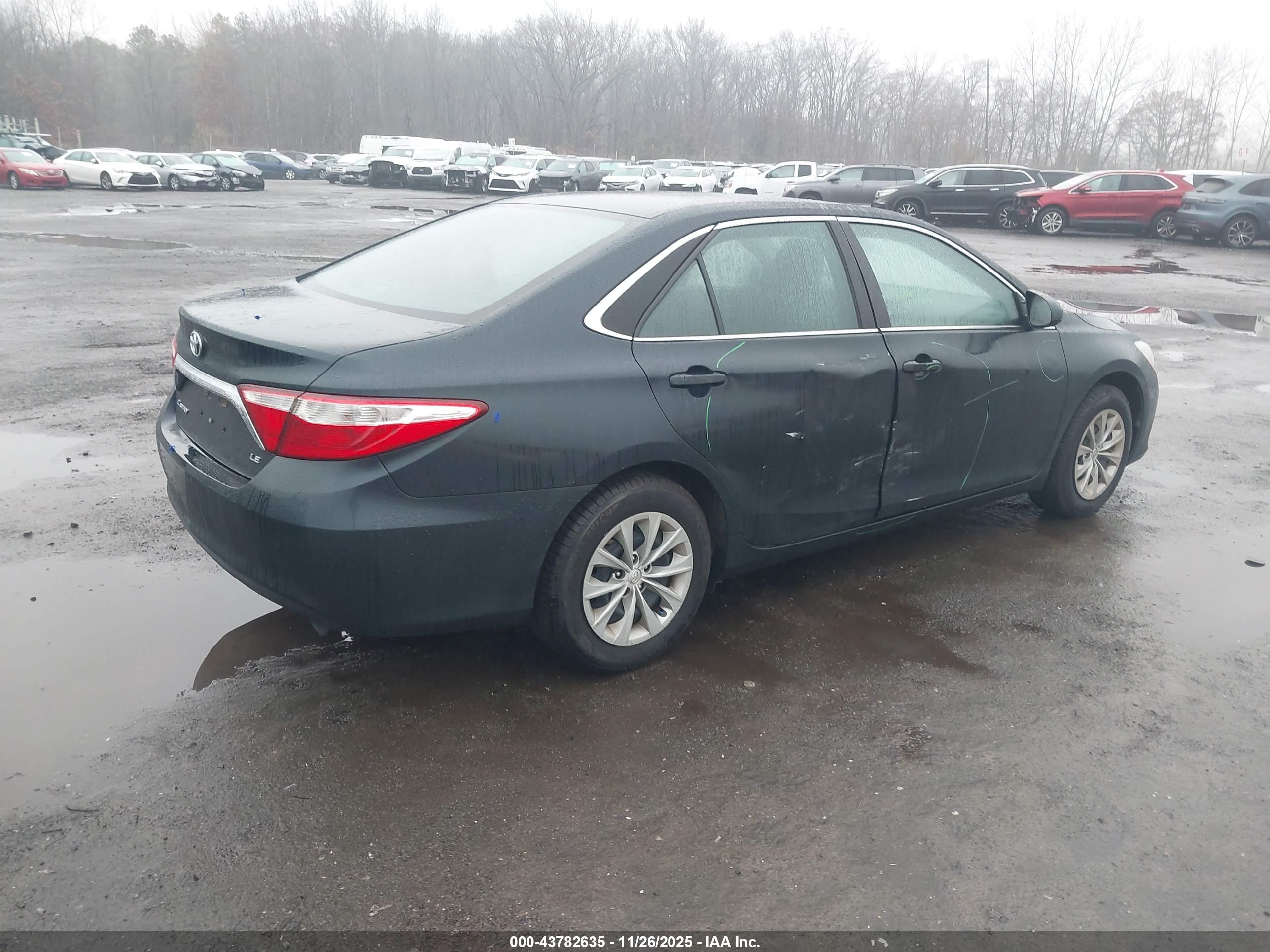TOYOTA CAMRY image 4
