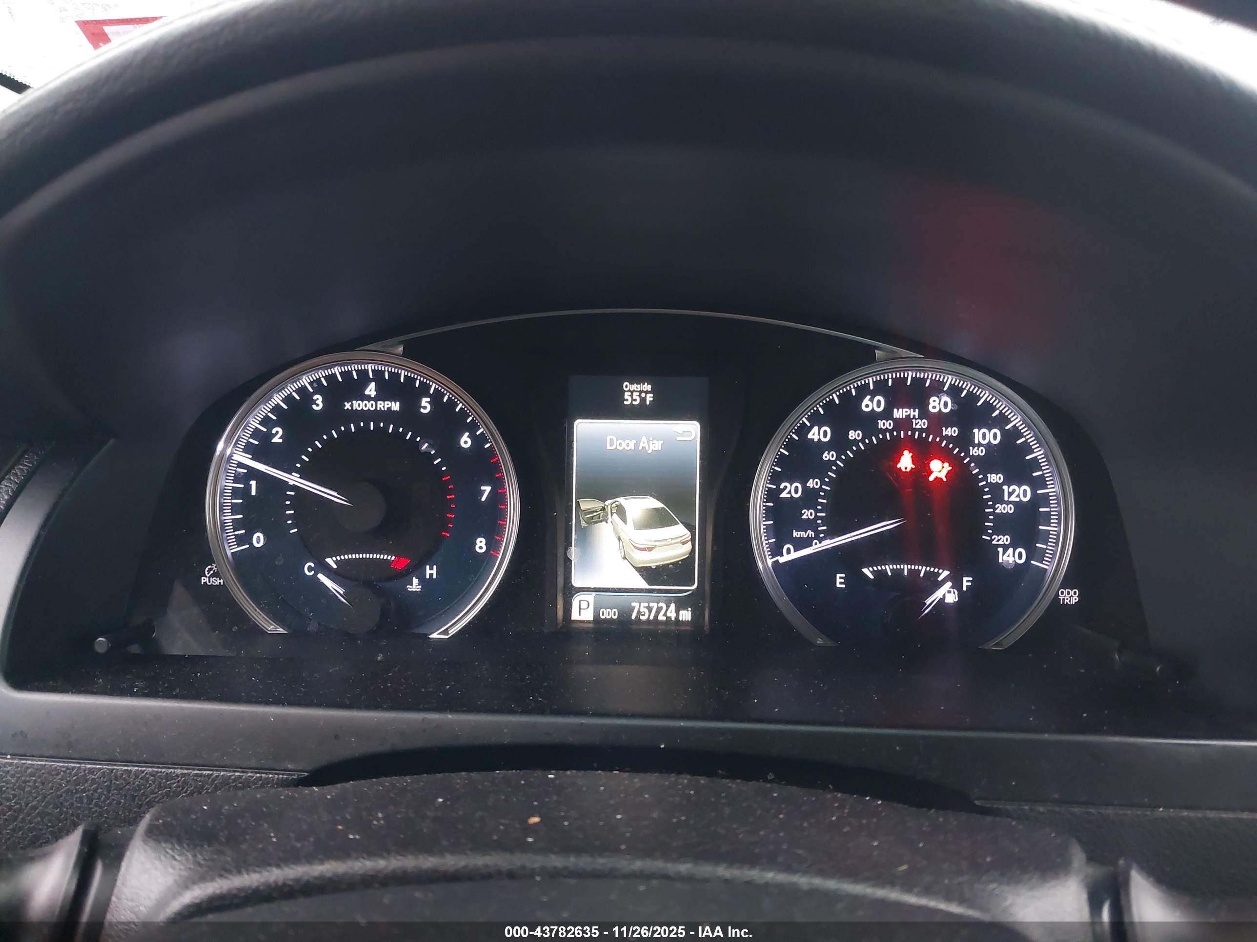 TOYOTA CAMRY image 7