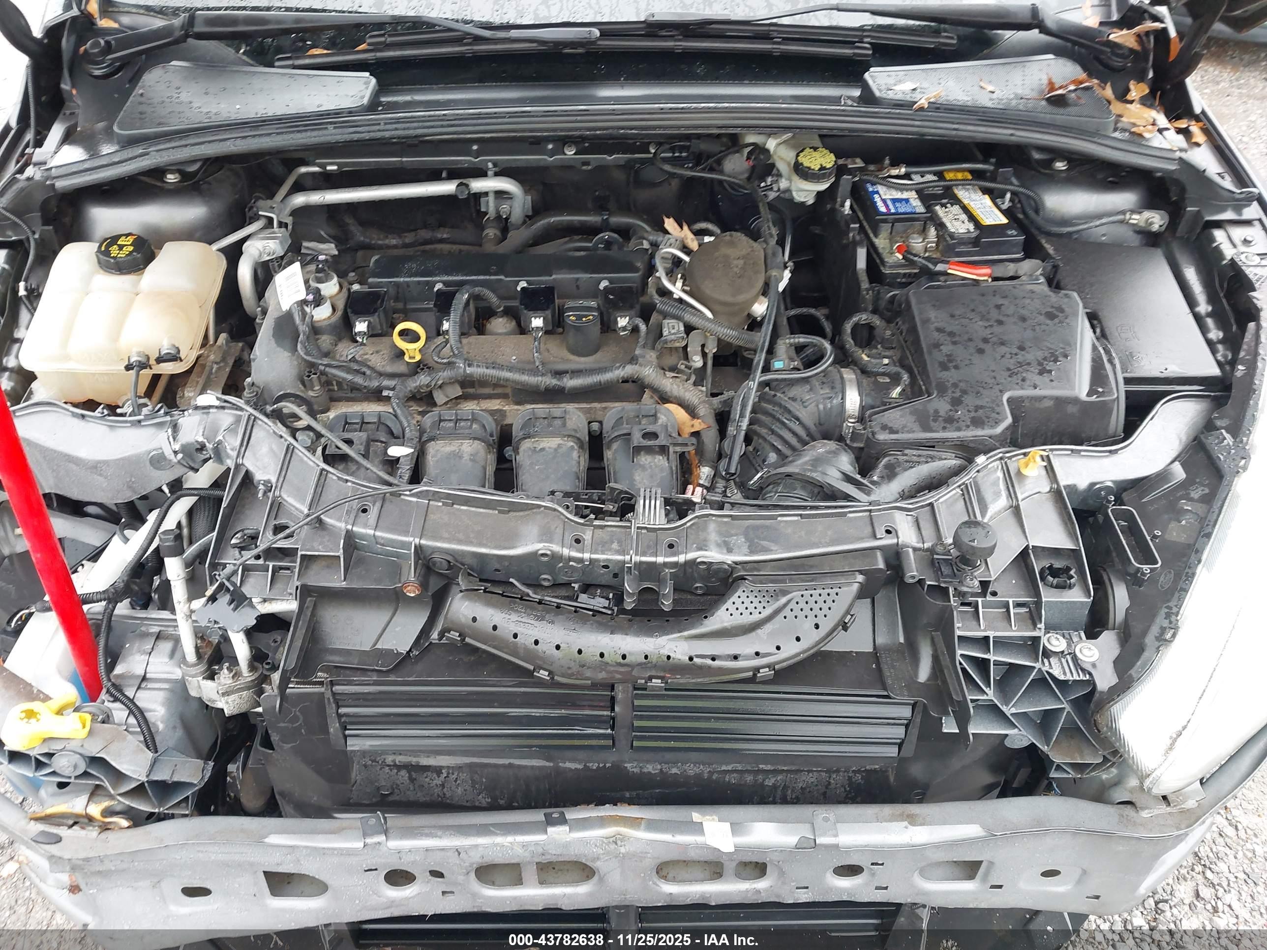 FORD FOCUS image 10