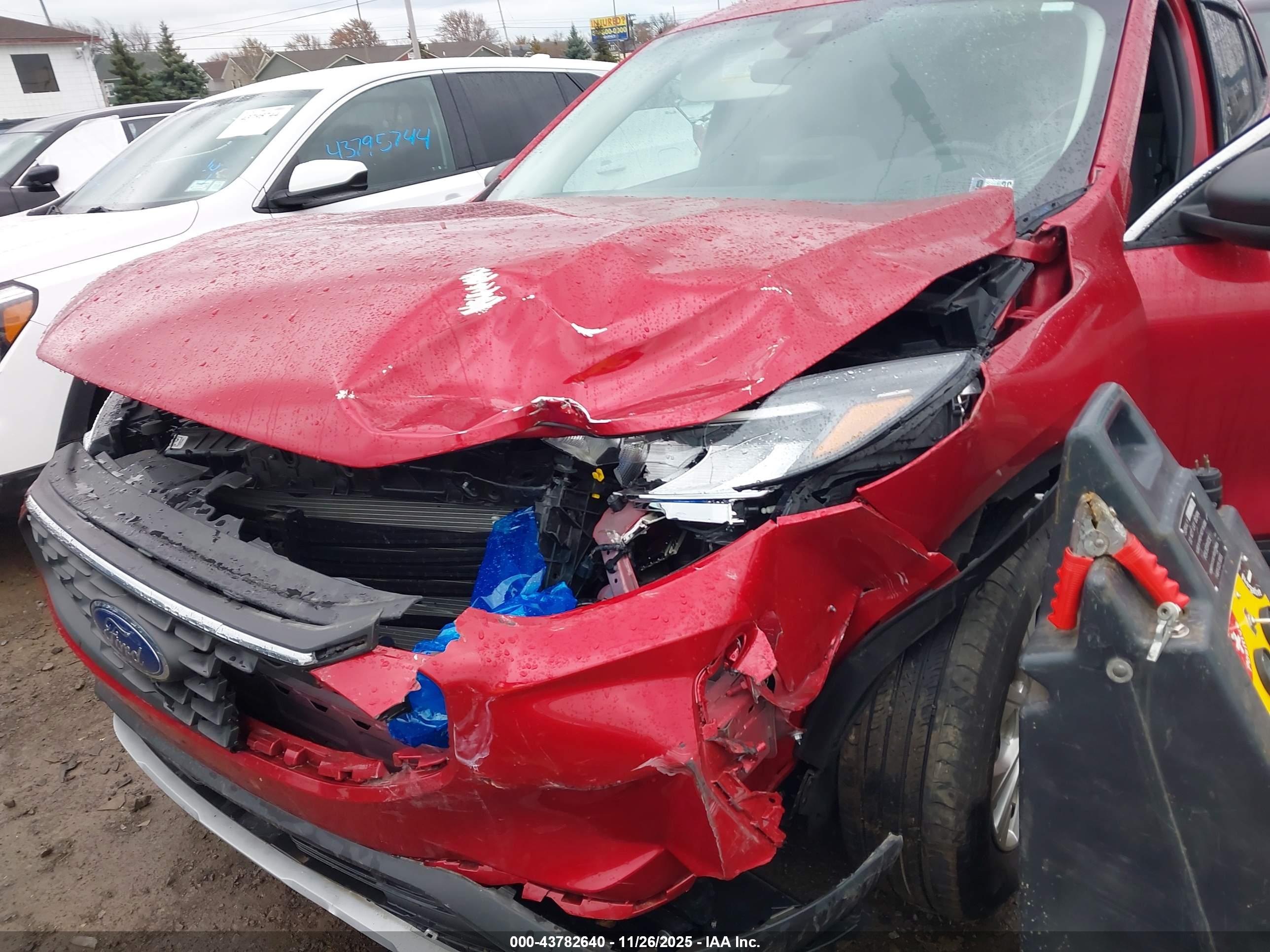 FORD ESCAPE image 6