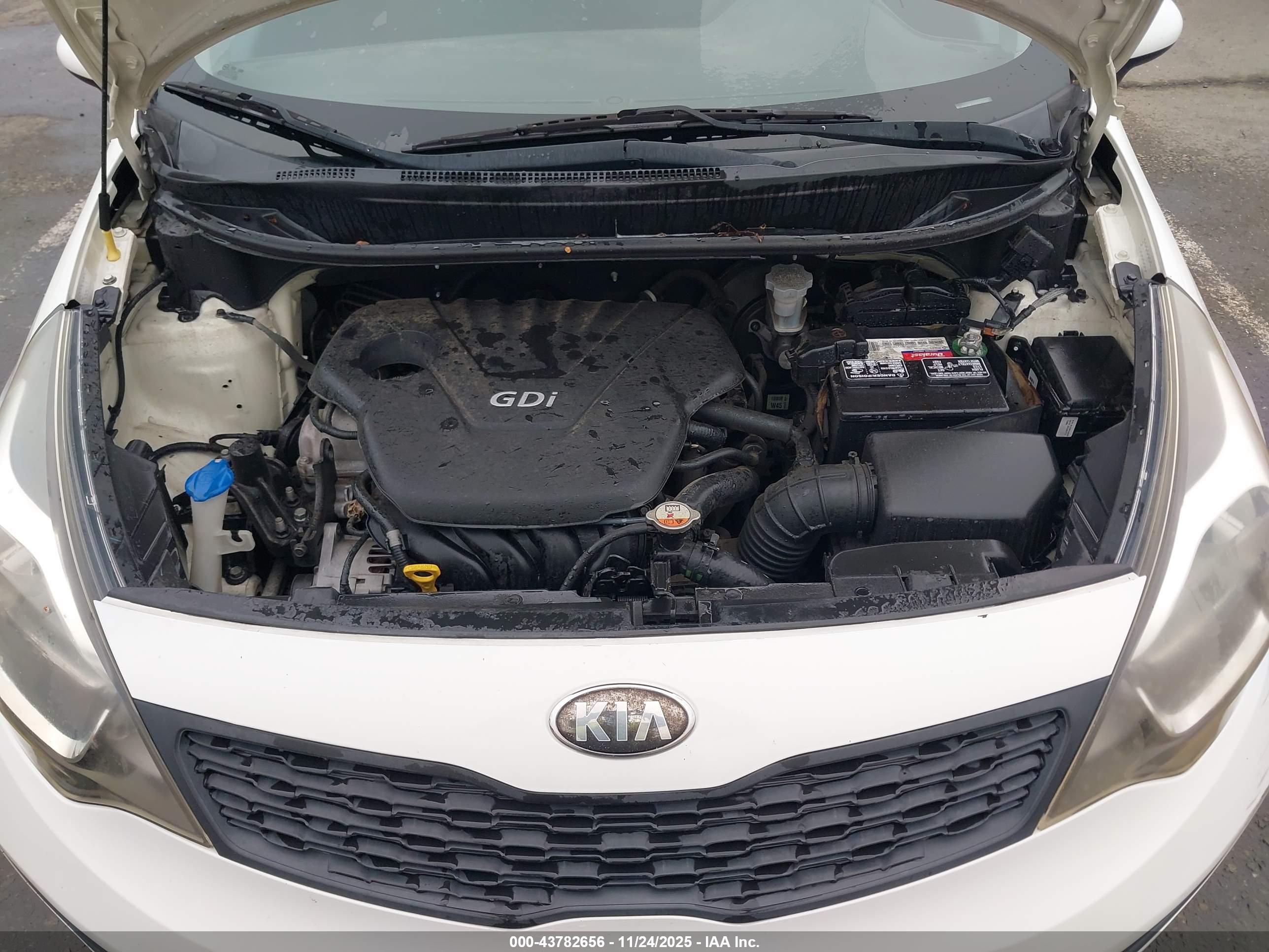 KIA RIO image 10