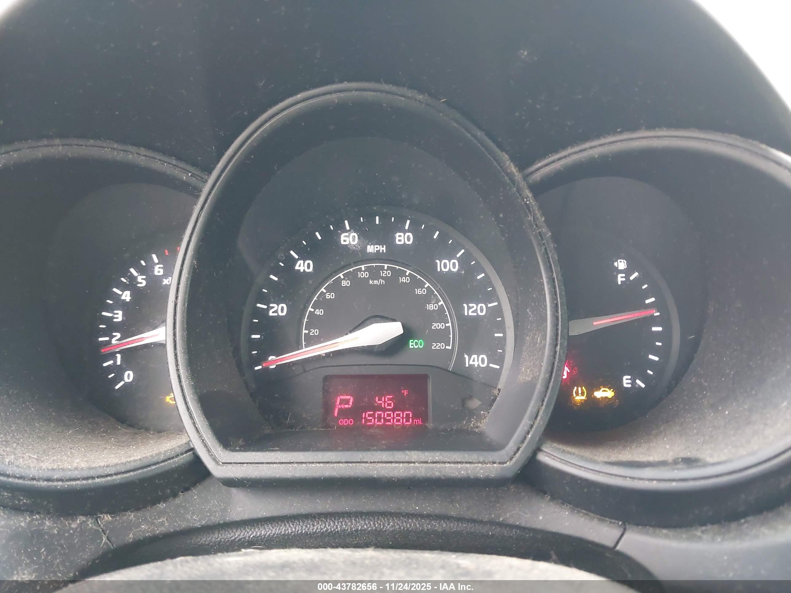 KIA RIO image 7
