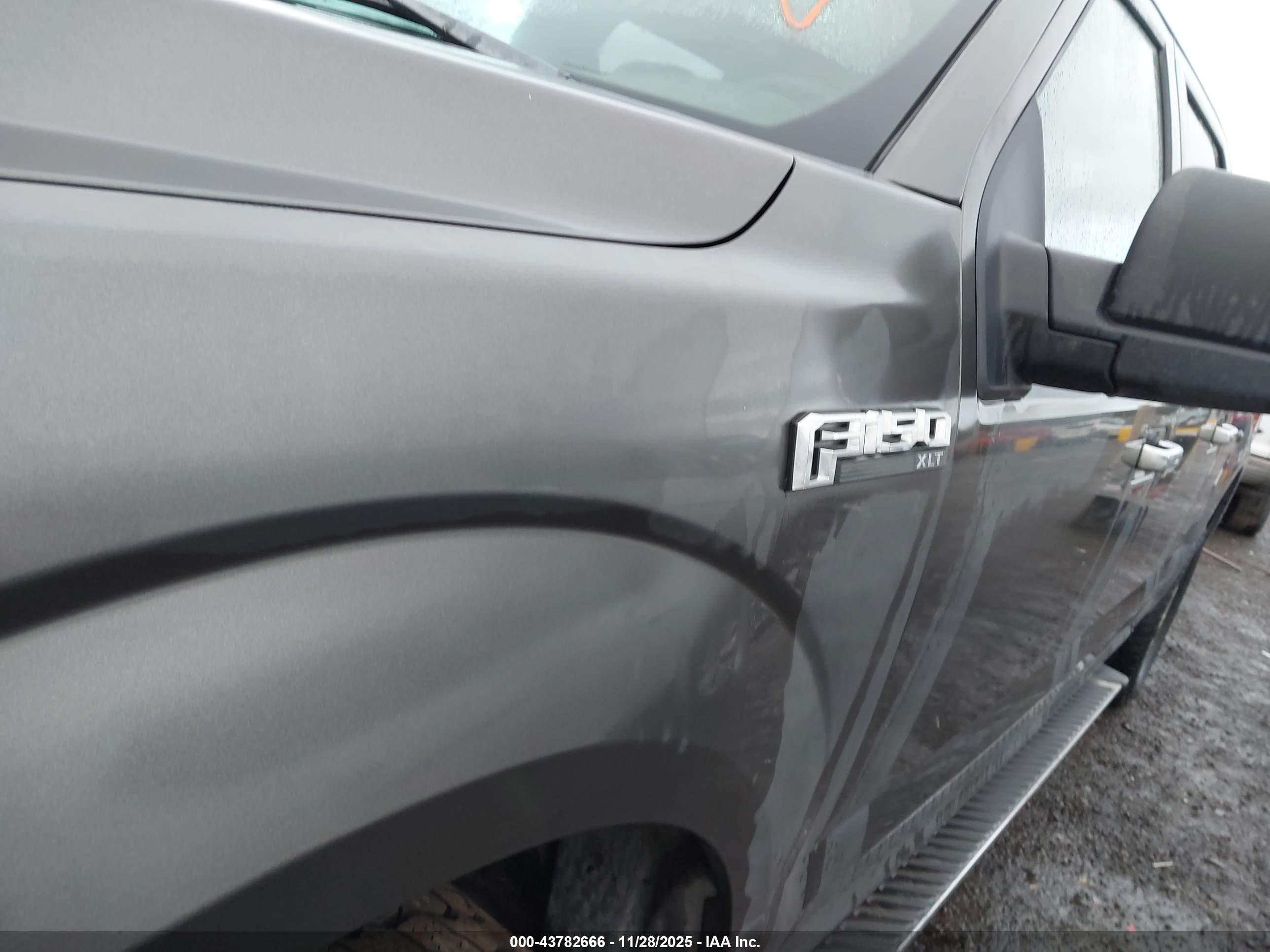 FORD F-150 image 6