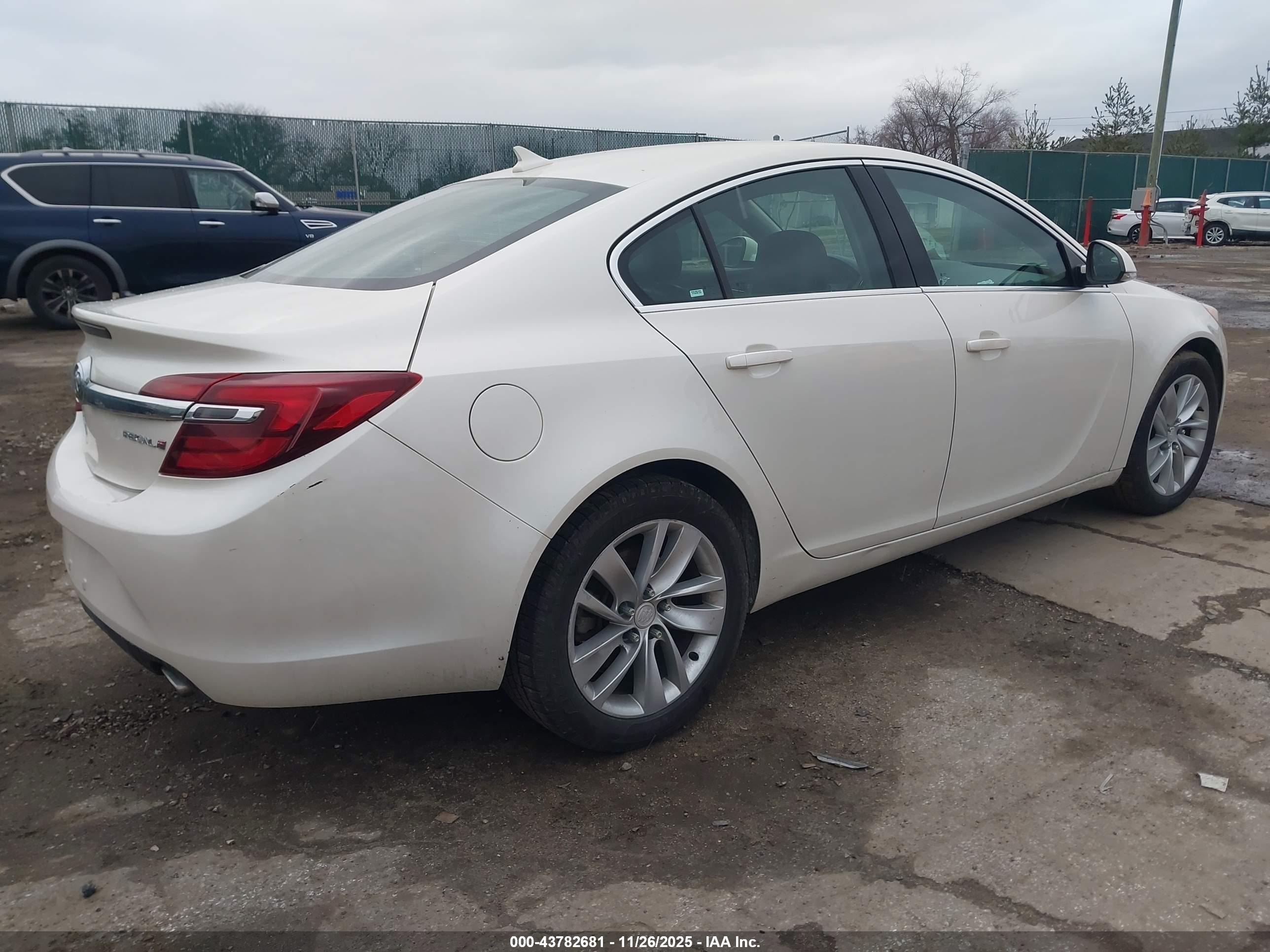 BUICK REGAL image 4