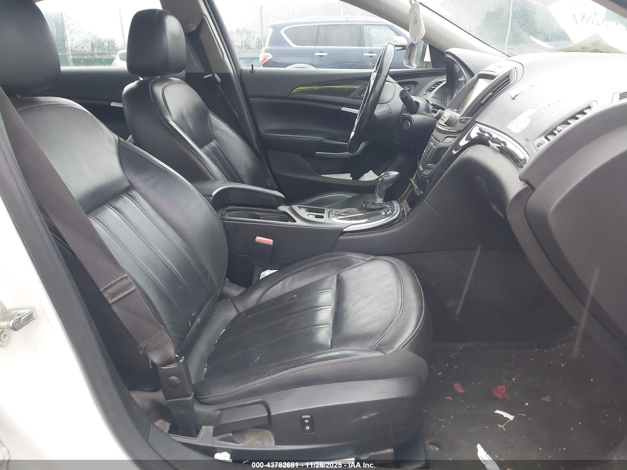 BUICK REGAL image 5