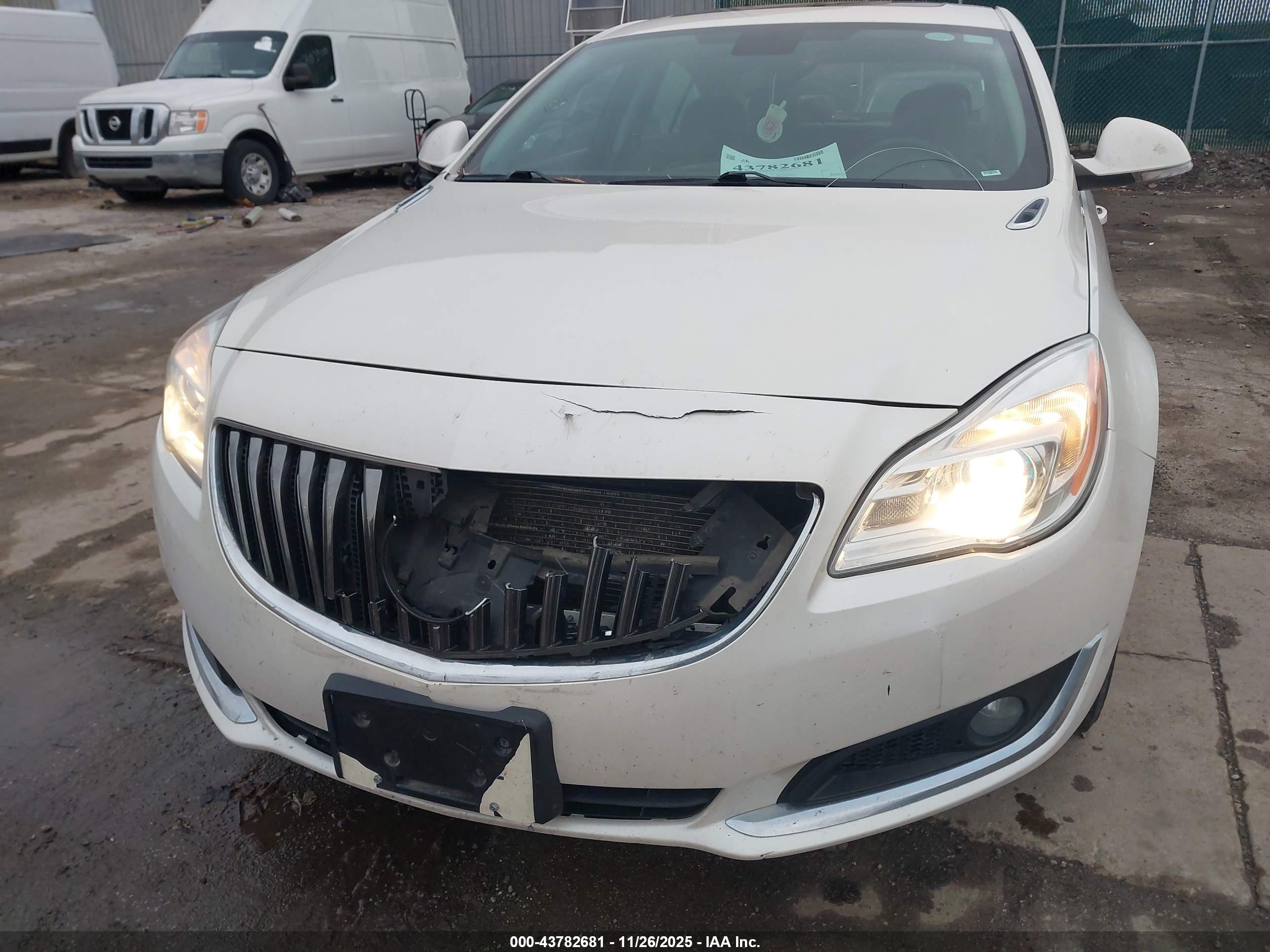 BUICK REGAL image 6