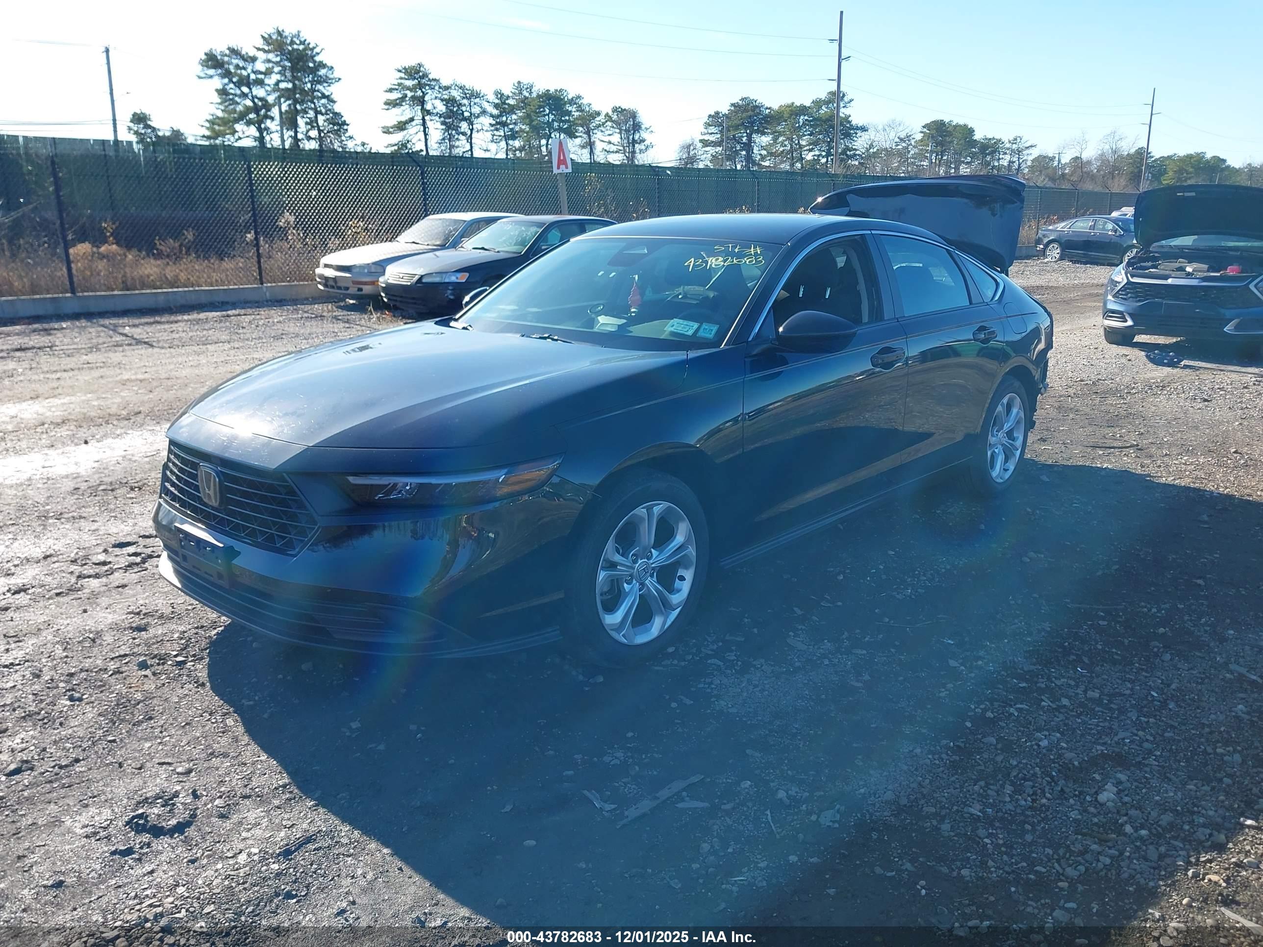 HONDA ACCORD image 2