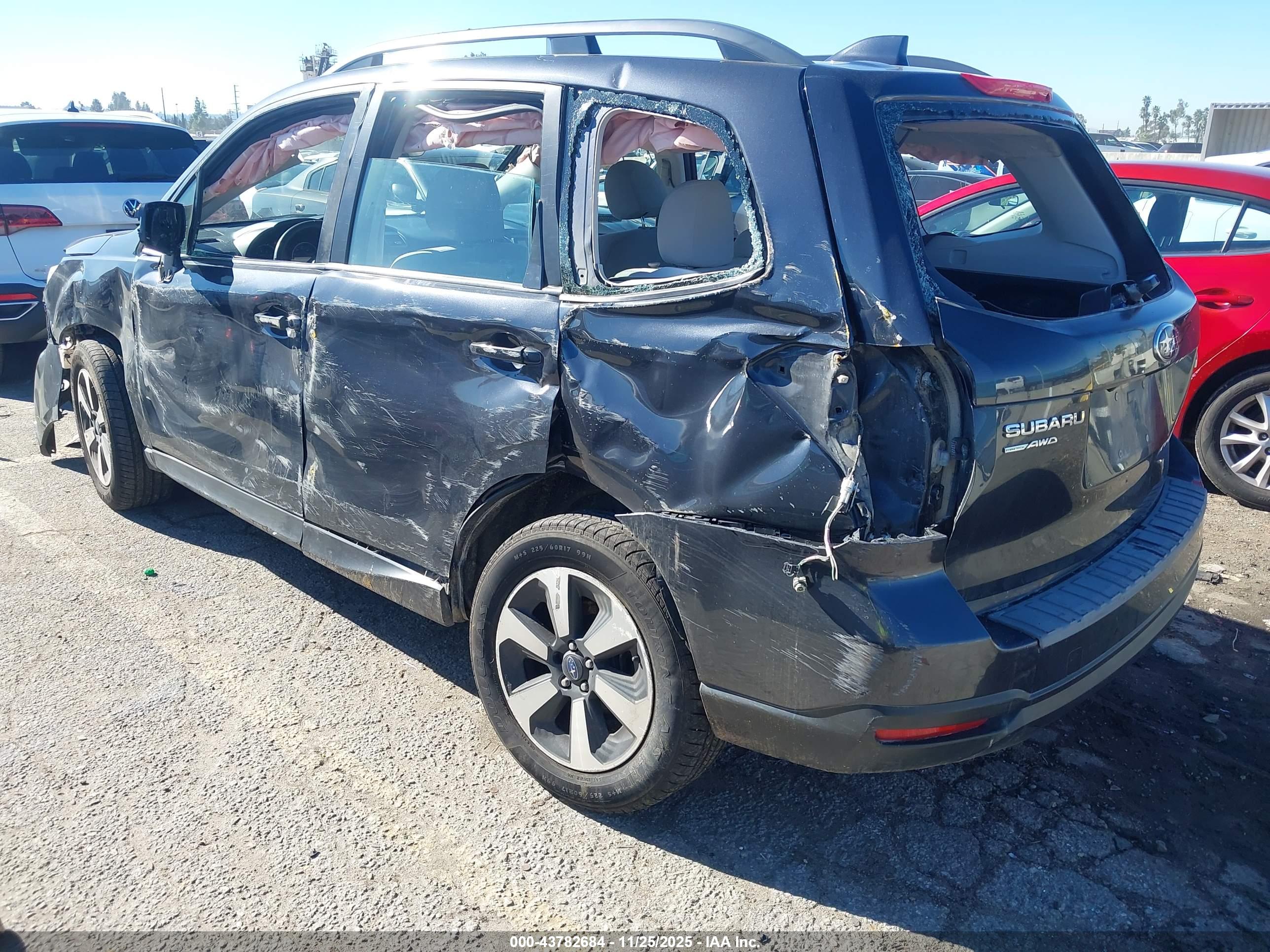SUBARU FORESTER image 3