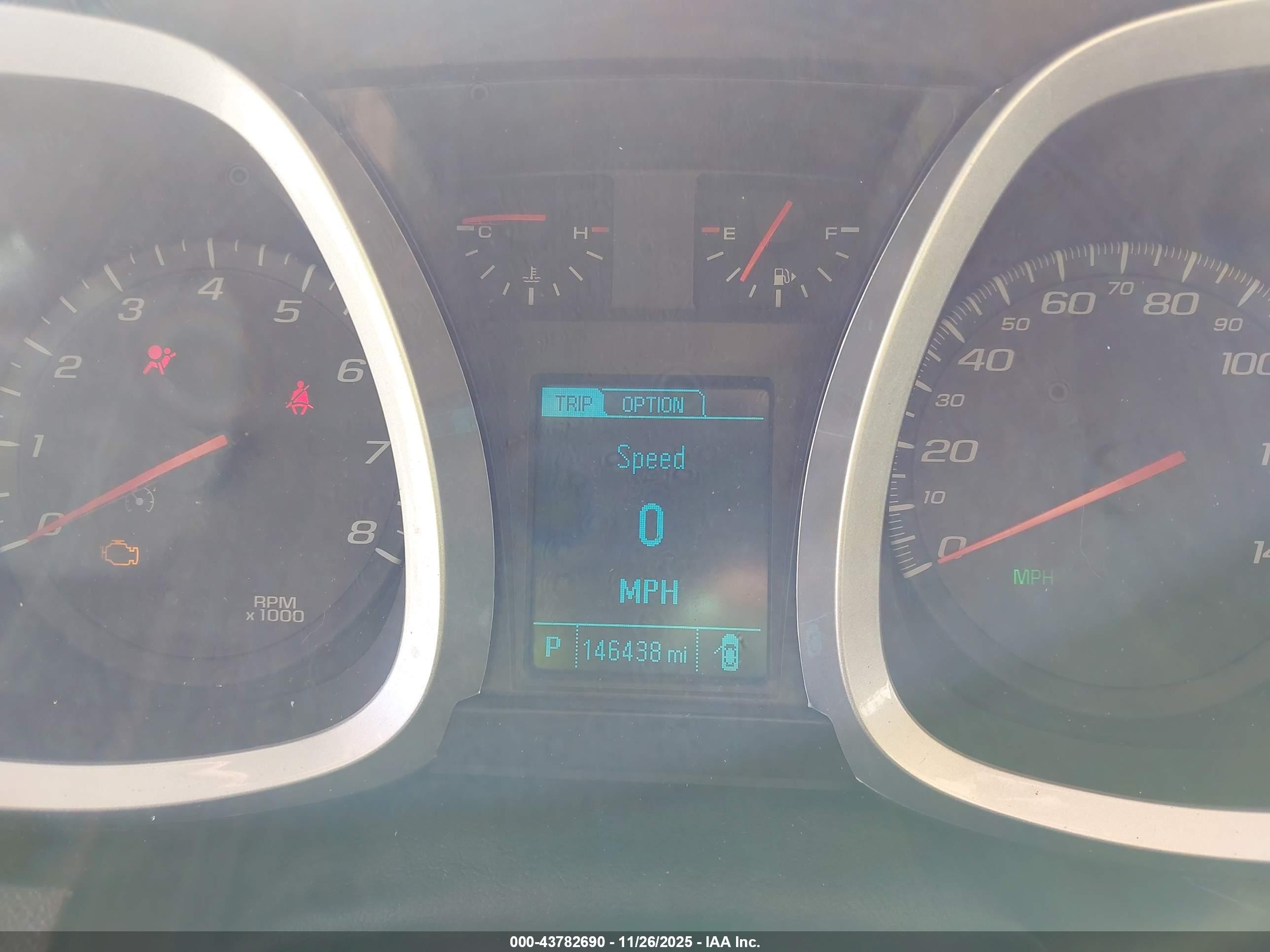 CHEVROLET EQUINOX image 7