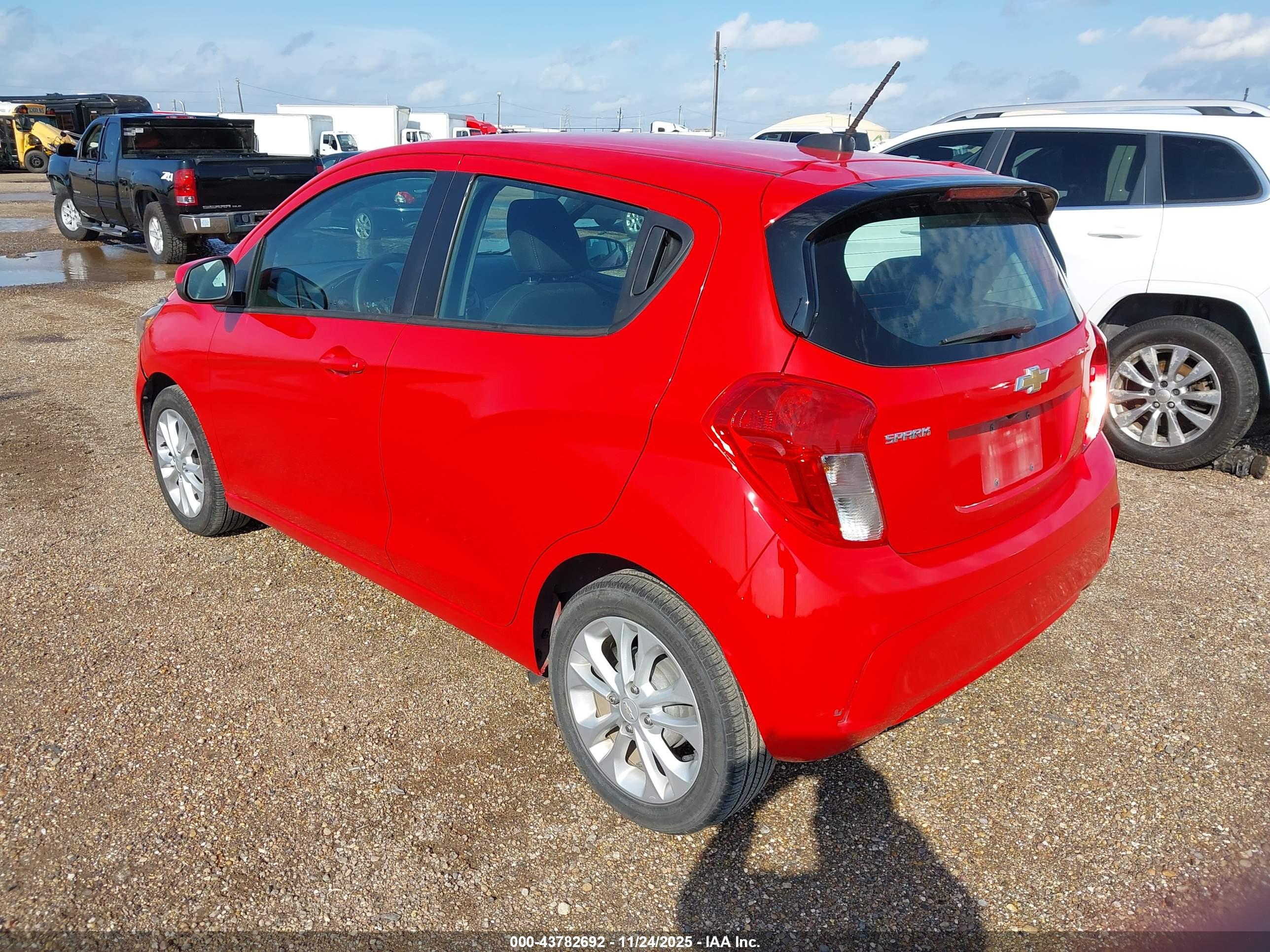 CHEVROLET SPARK image 3
