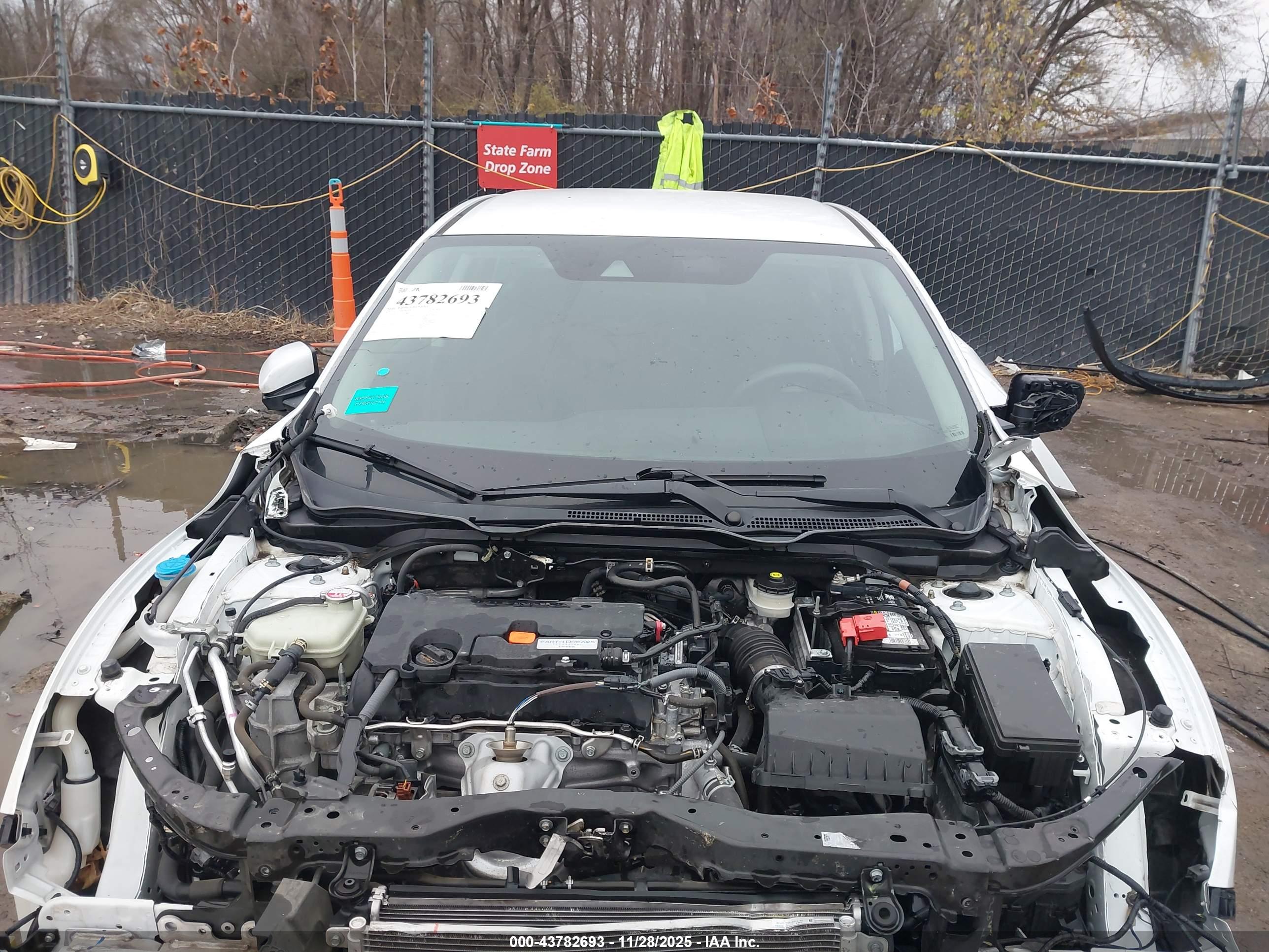 HONDA CIVIC image 10