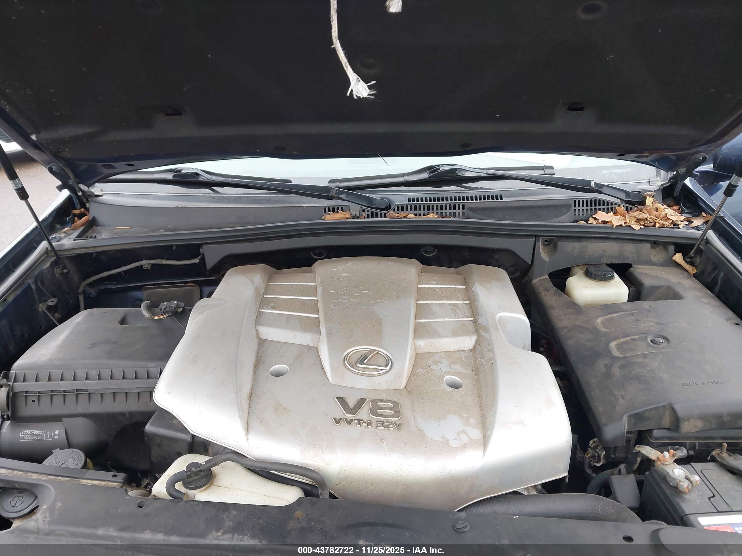 LEXUS GX image 10